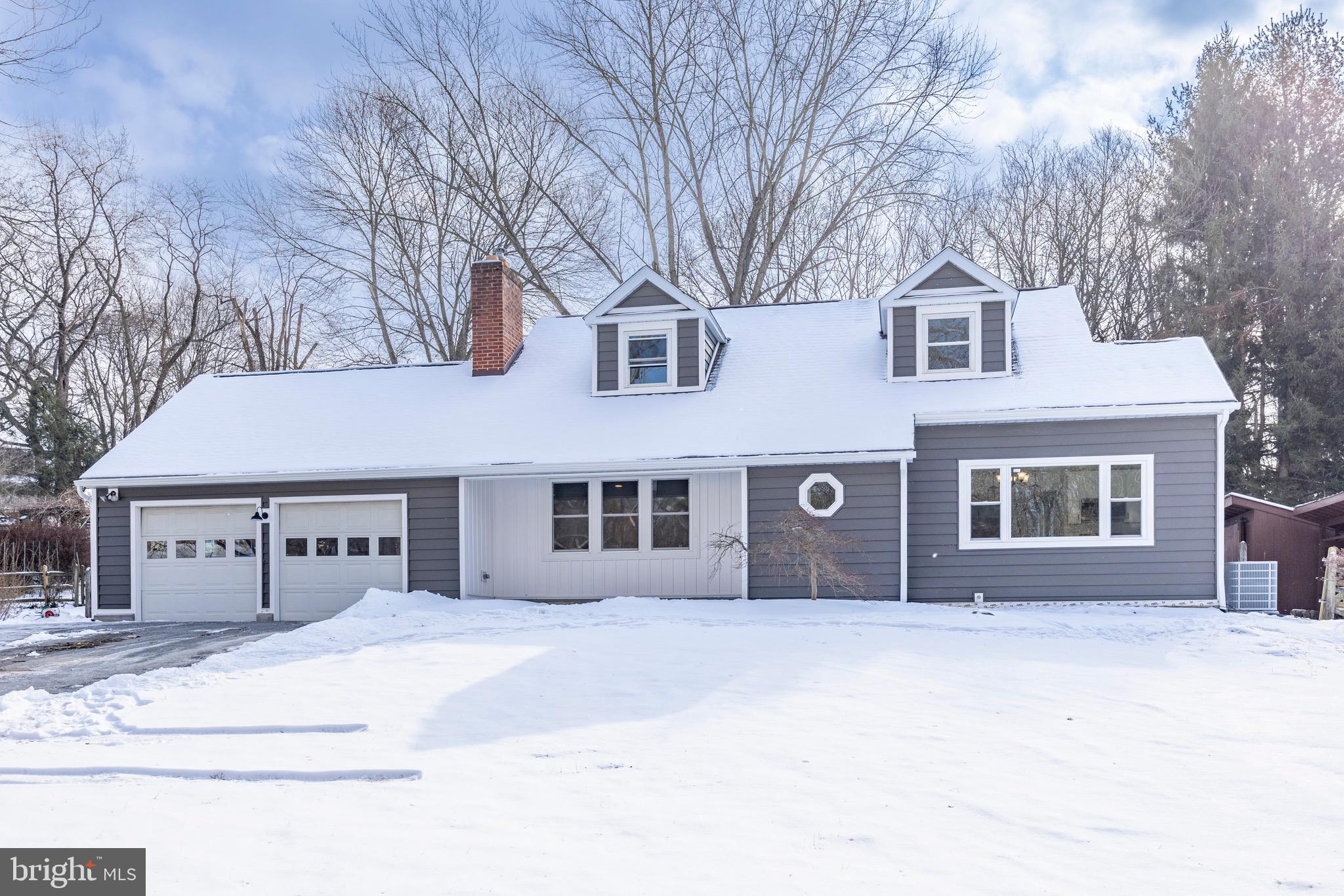 ROMAN VILLAGE - Residential