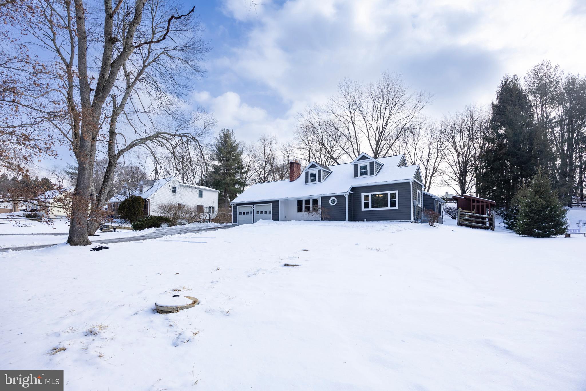 ROMAN VILLAGE - Residential