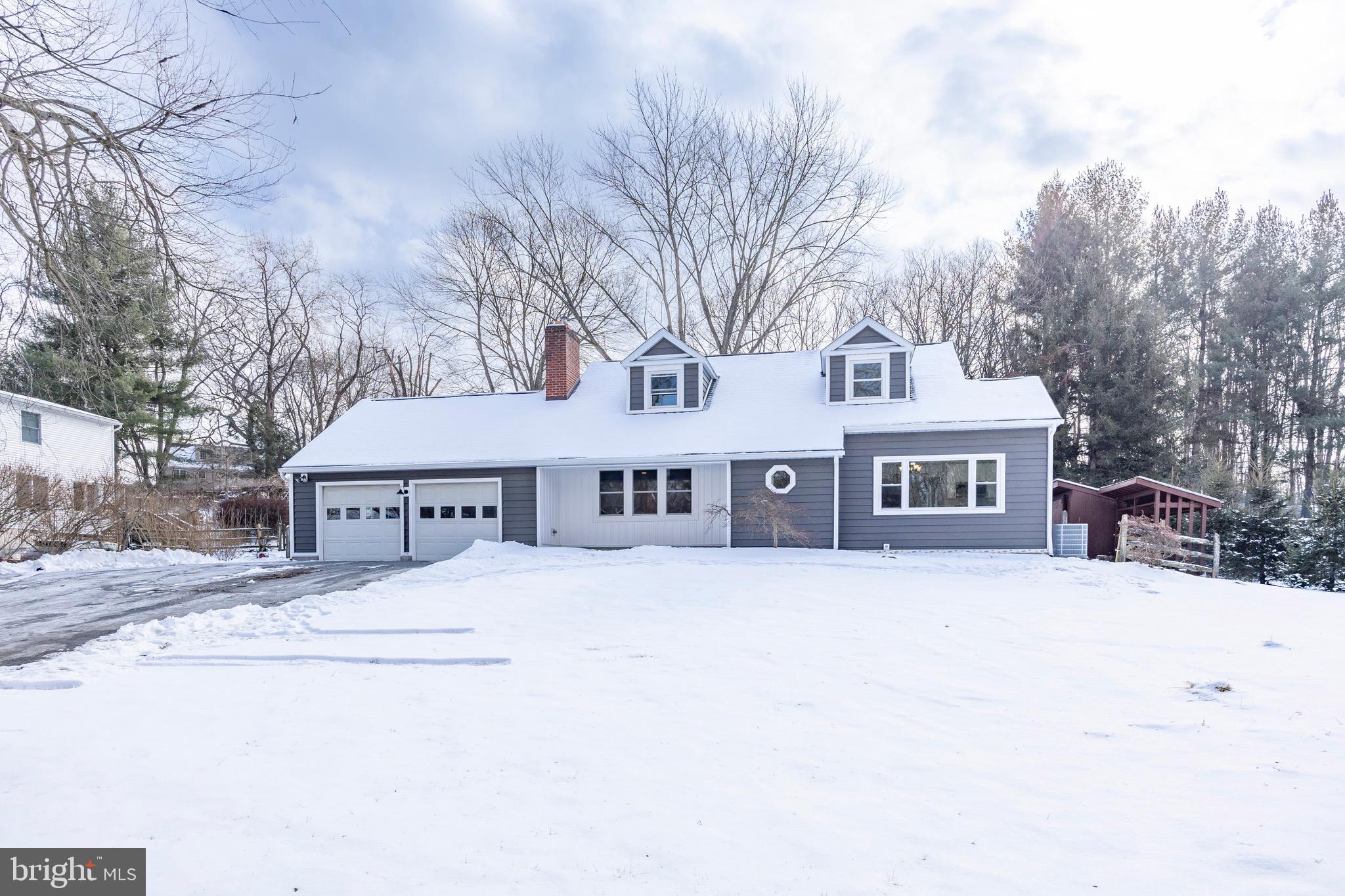 ROMAN VILLAGE - Residential