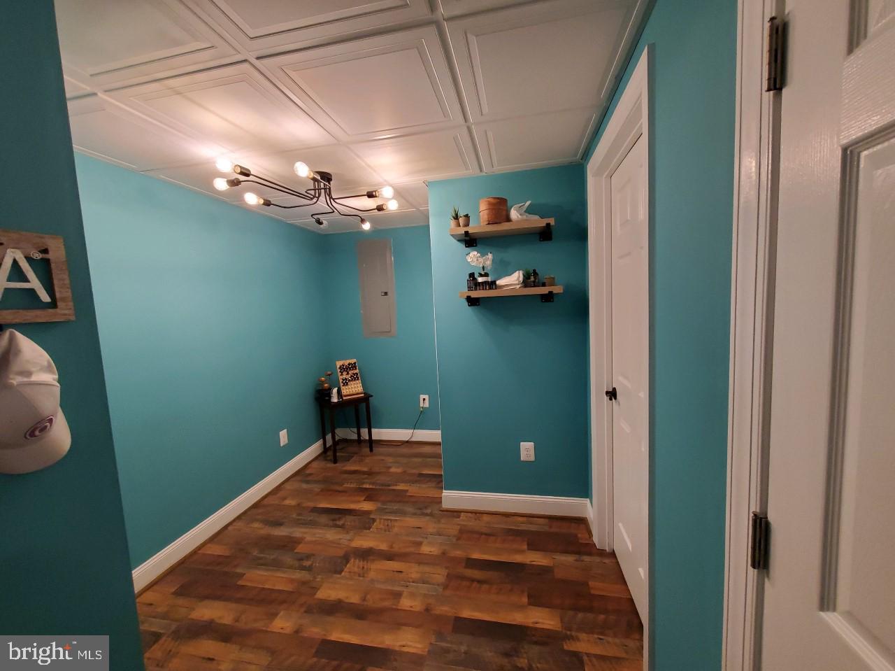 CLAIRMONT MANOR - Residential