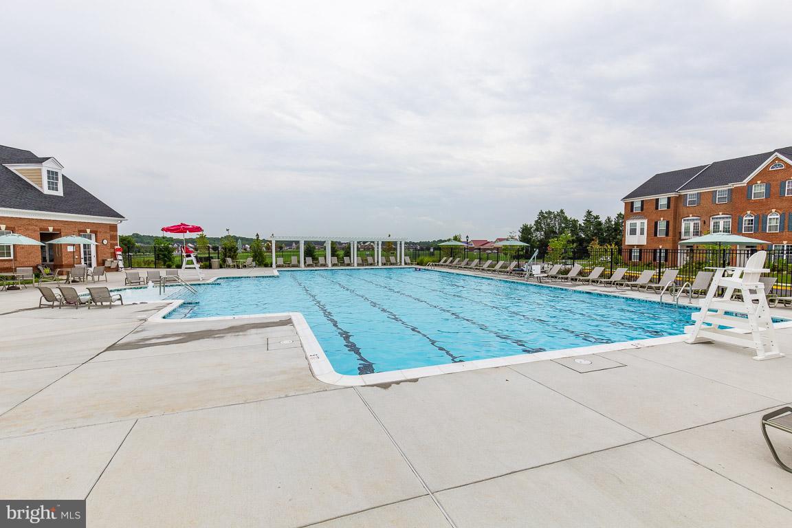 LOUDOUN VALLEY RIDGES - Residential Lease