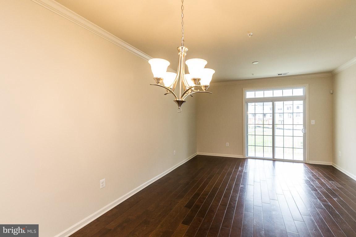 LOUDOUN VALLEY RIDGES - Residential Lease