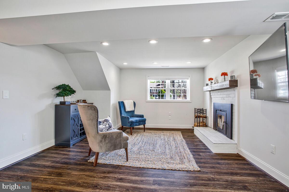 HILLSMERE ESTATES - Residential