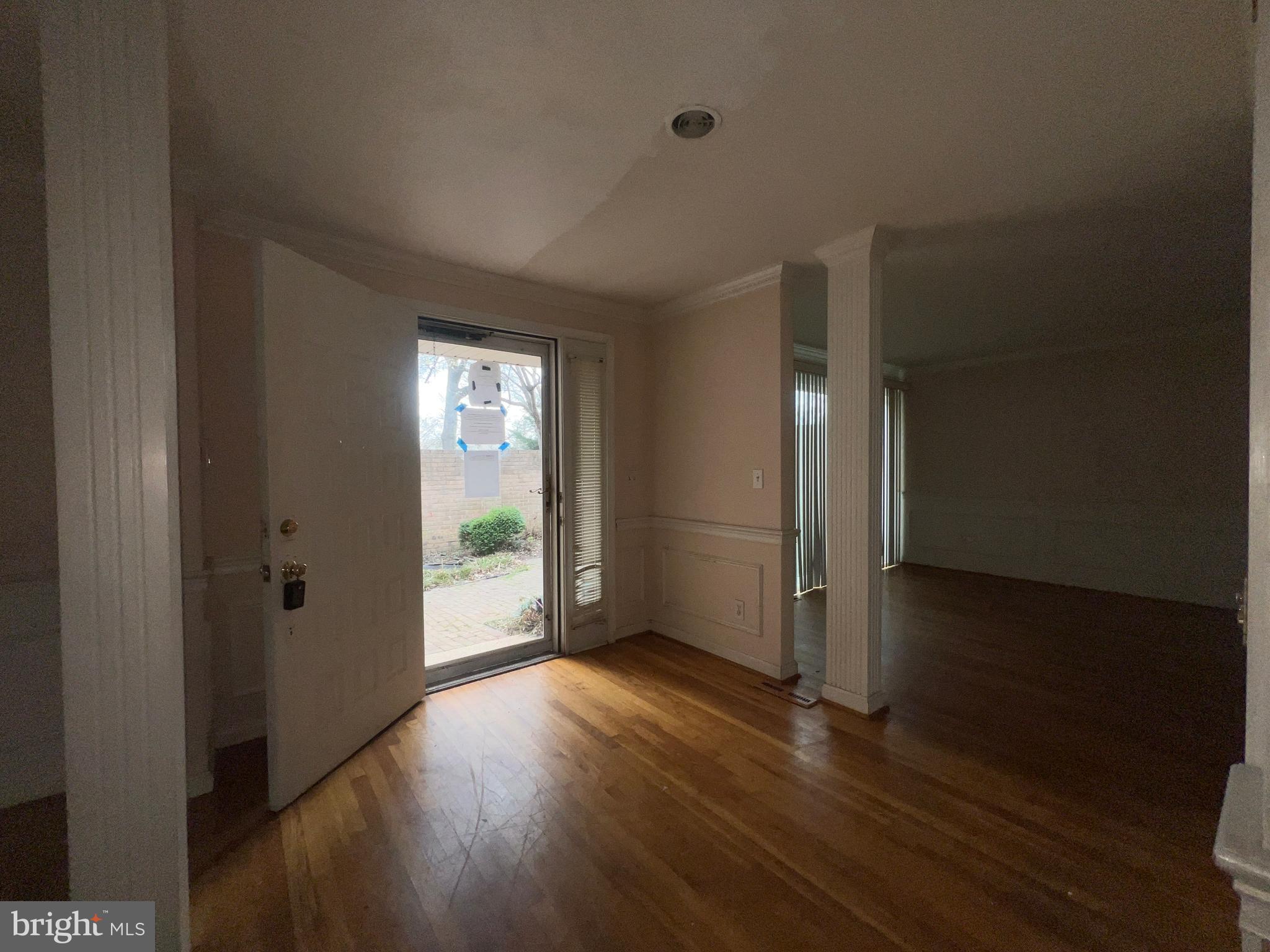 COURTS OF WHETSTONE - Residential