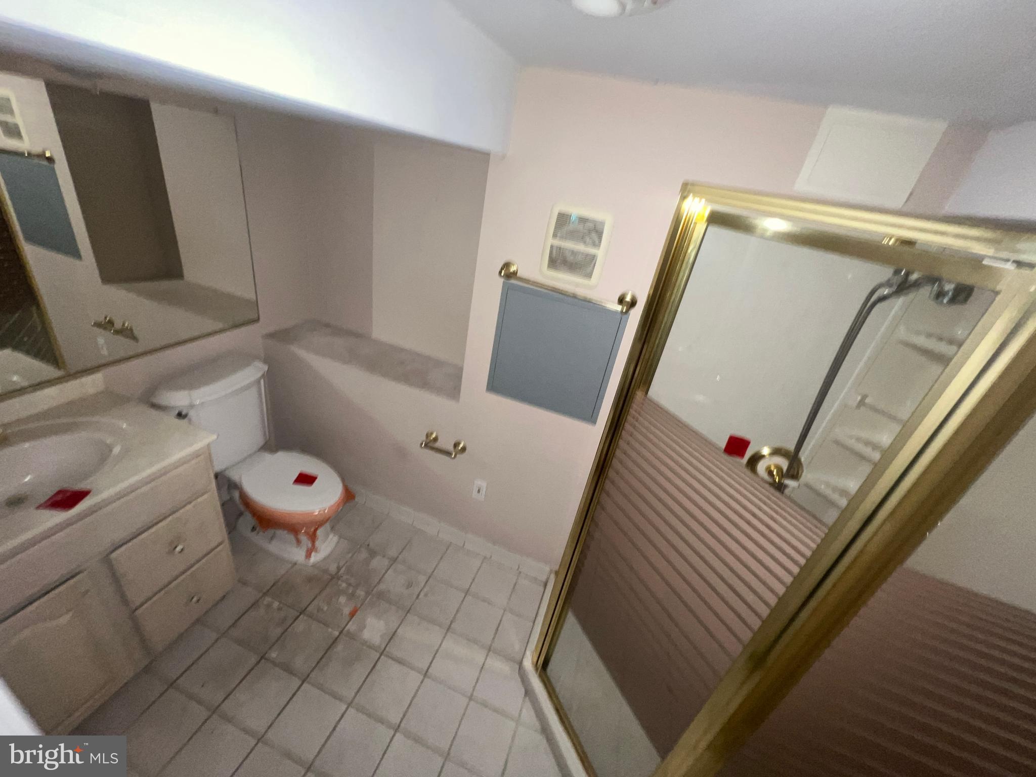 COURTS OF WHETSTONE - Residential