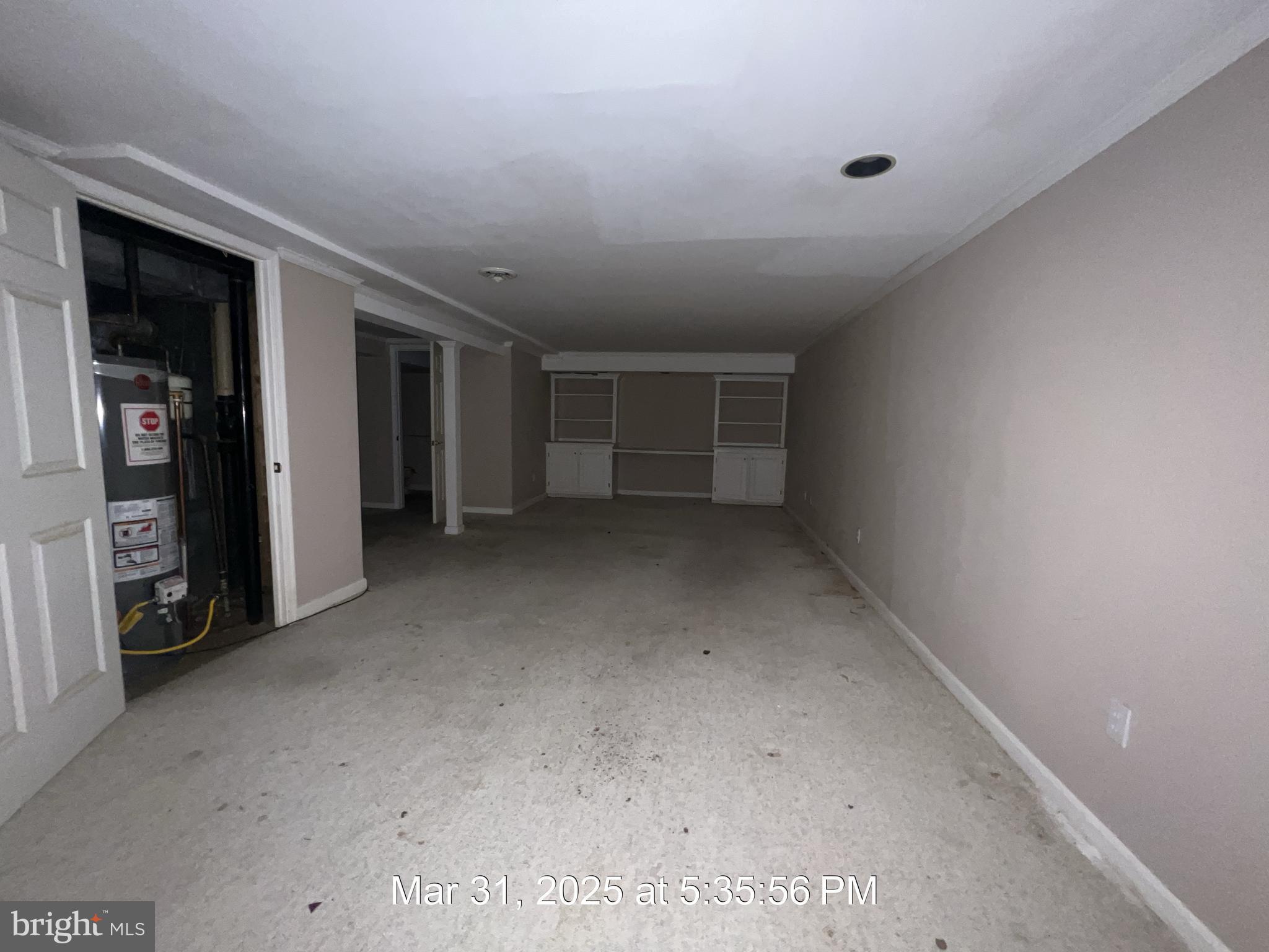 COURTS OF WHETSTONE - Residential