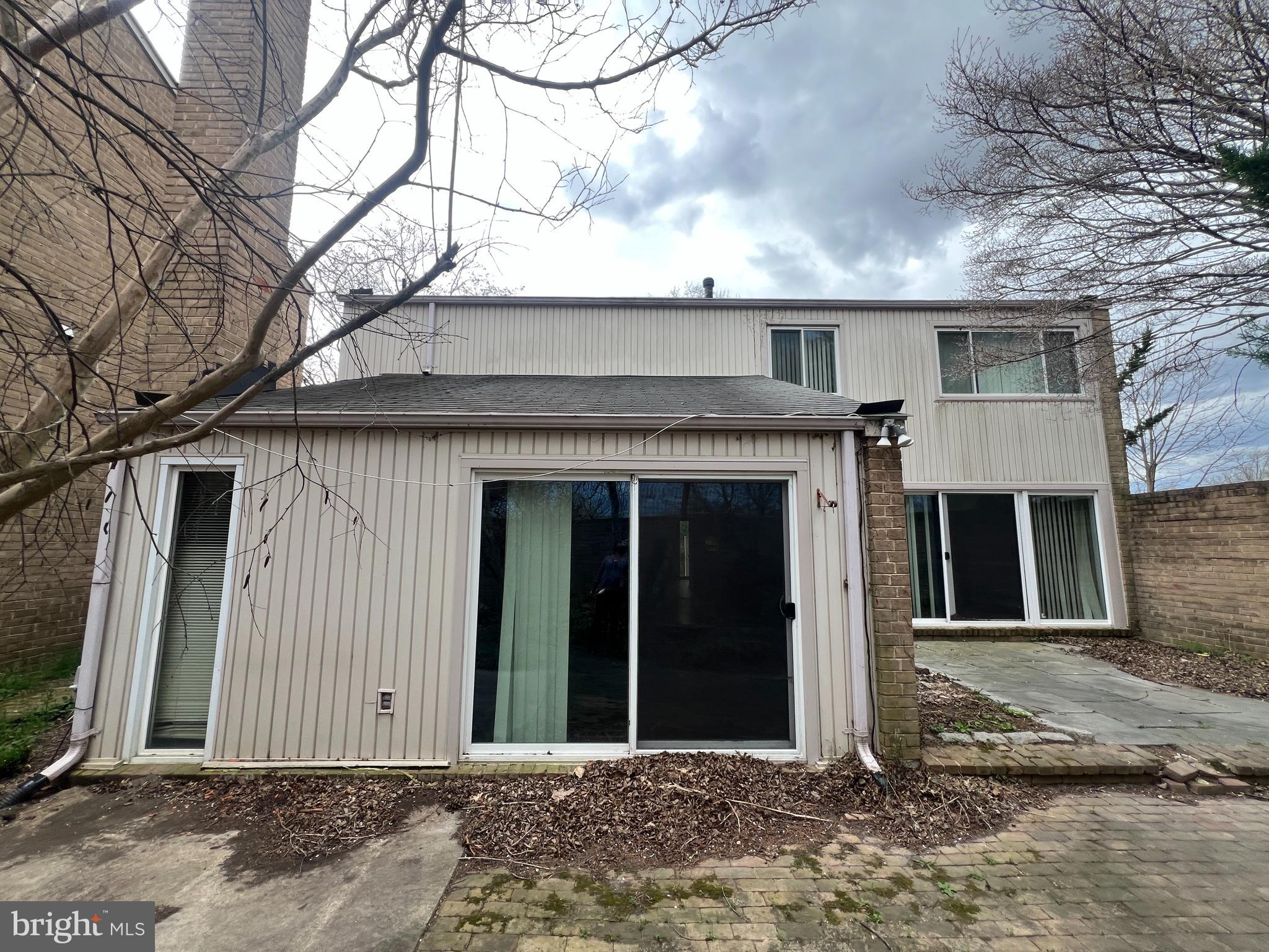 COURTS OF WHETSTONE - Residential