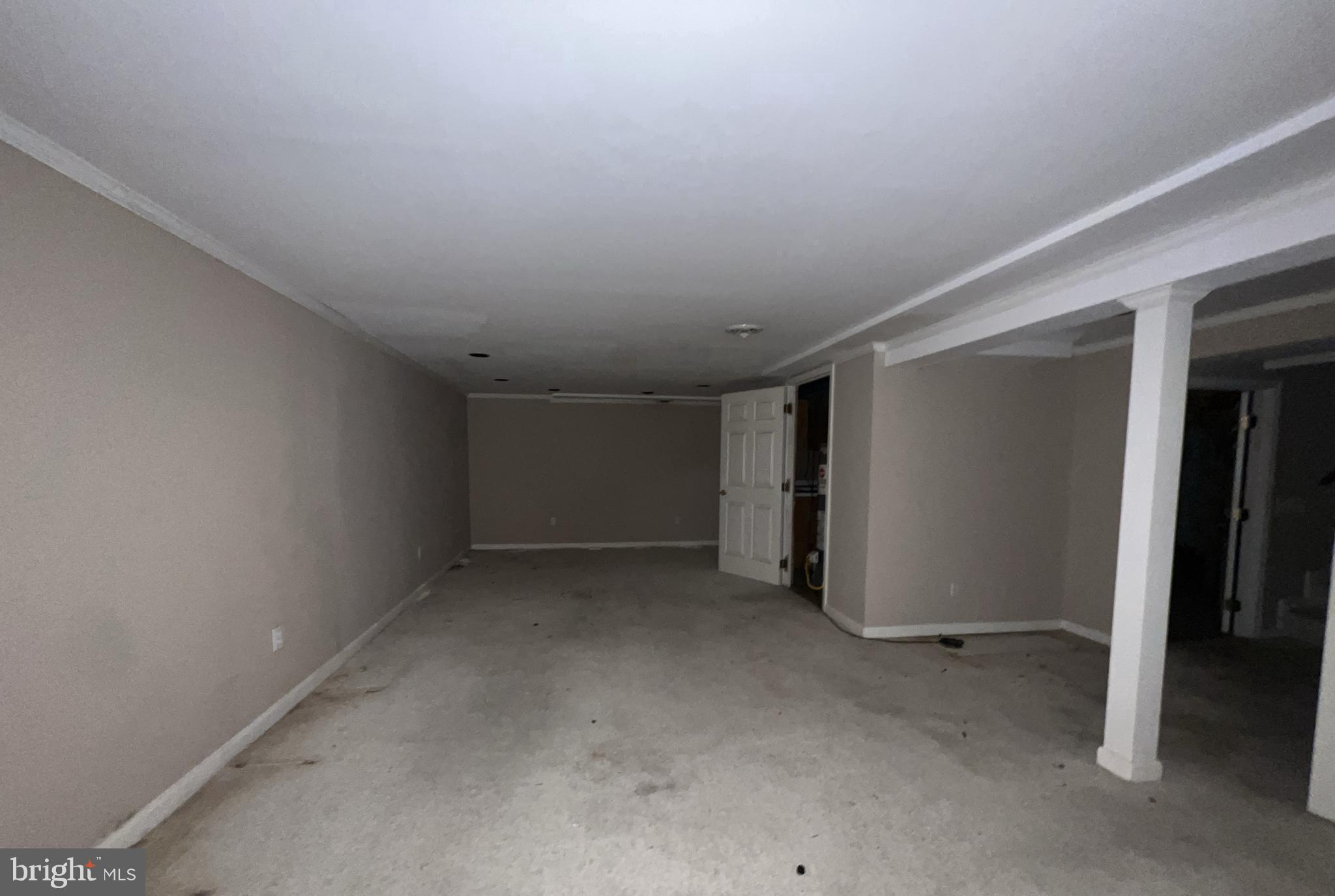 COURTS OF WHETSTONE - Residential