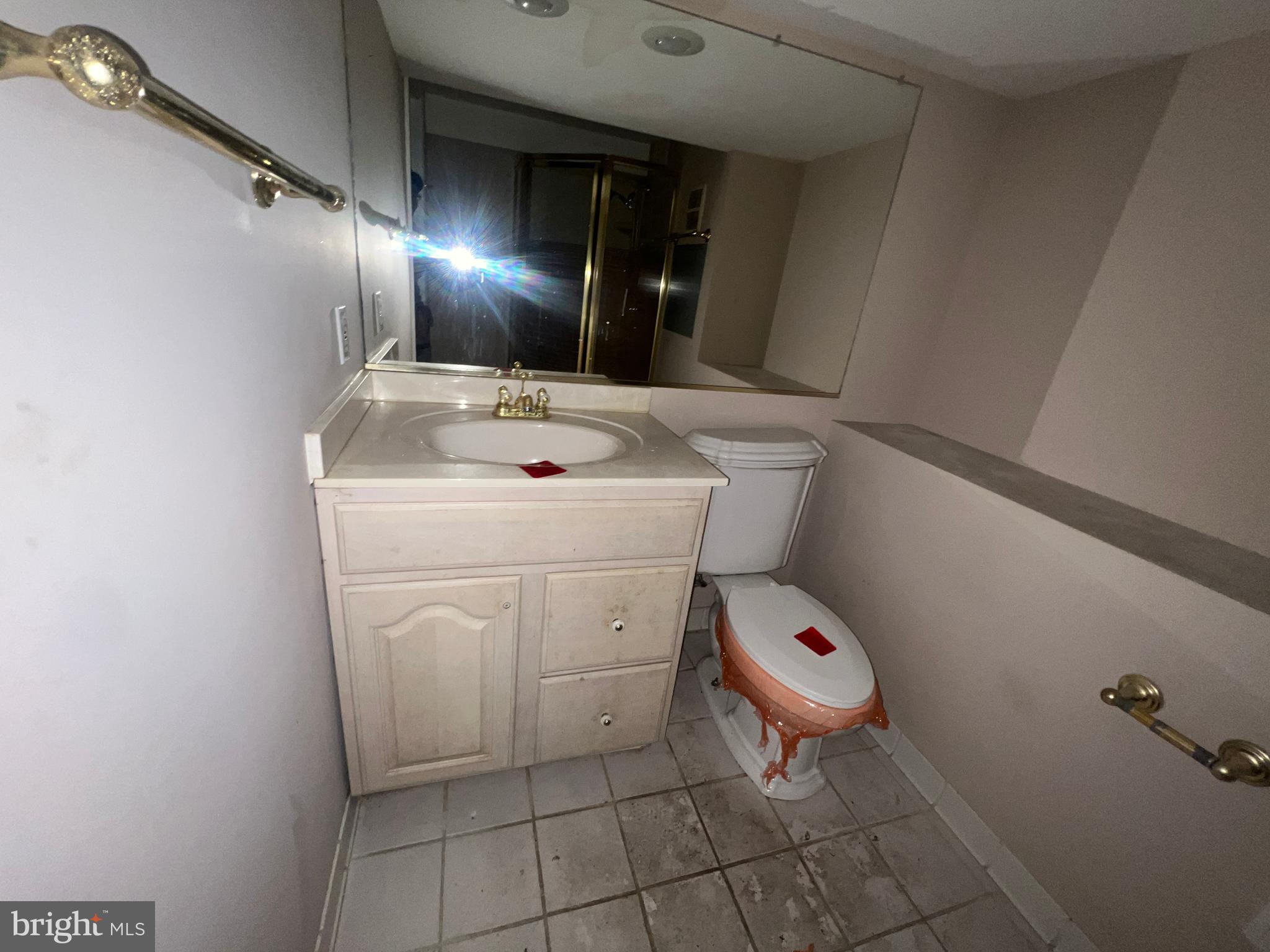 COURTS OF WHETSTONE - Residential