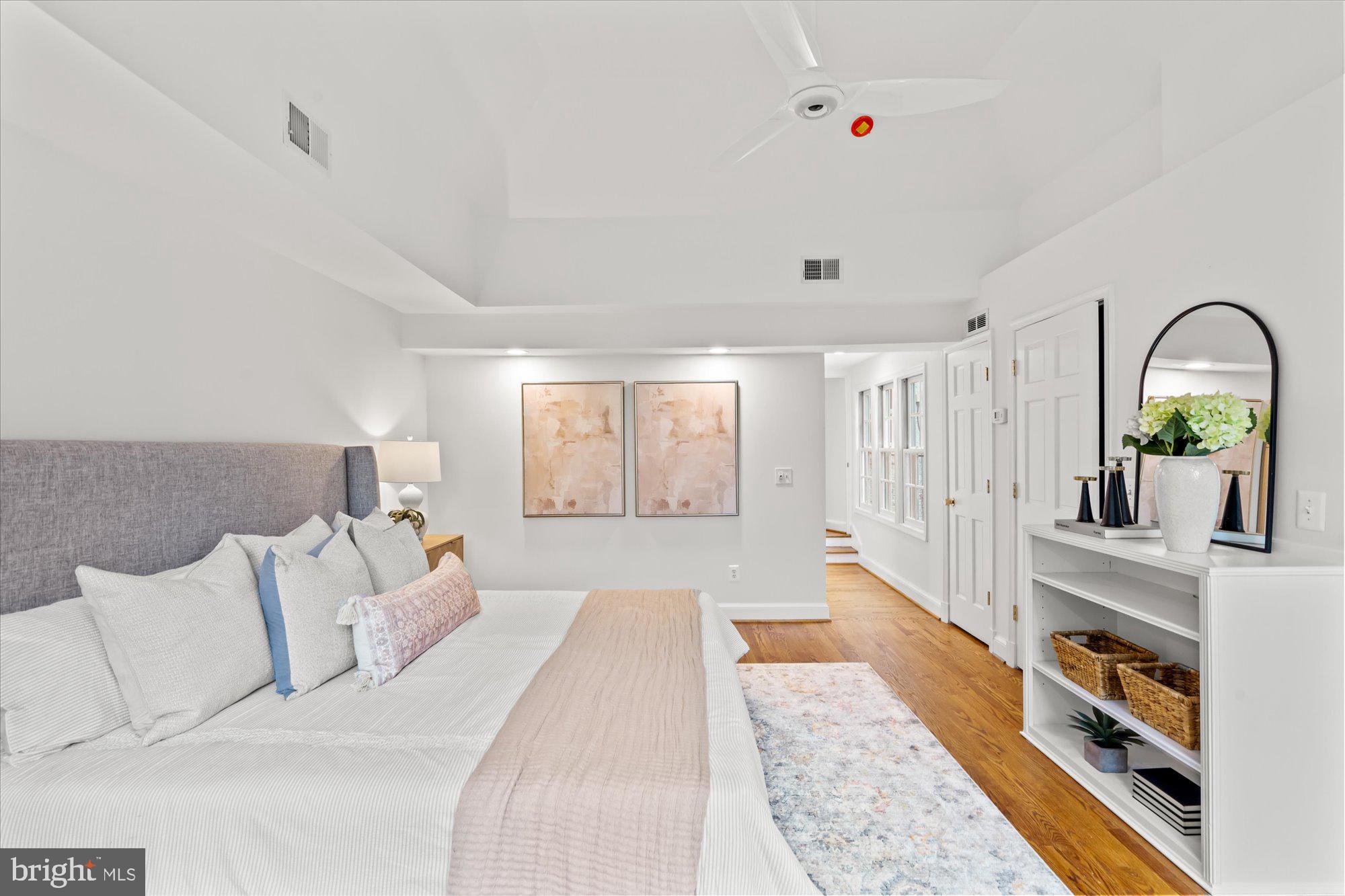 YATES GARDENS - Residential