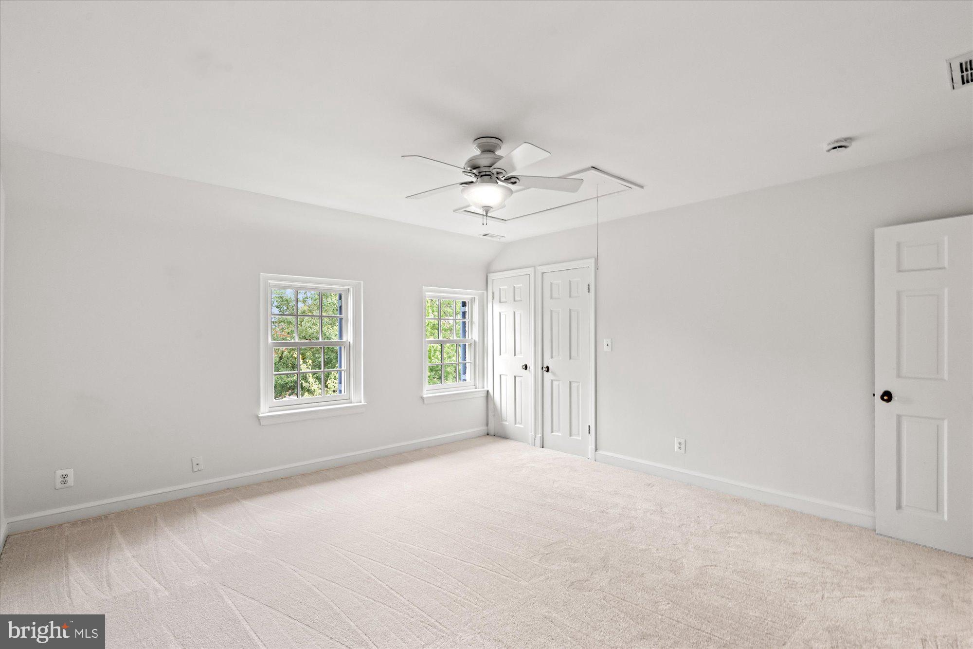 YATES GARDENS - Residential