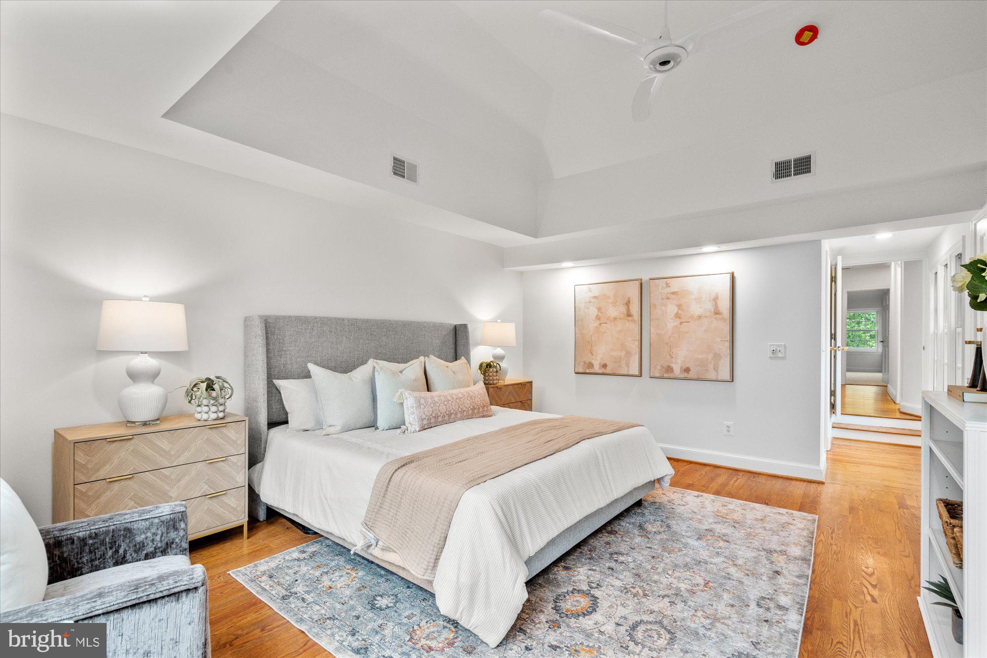 YATES GARDENS - Residential