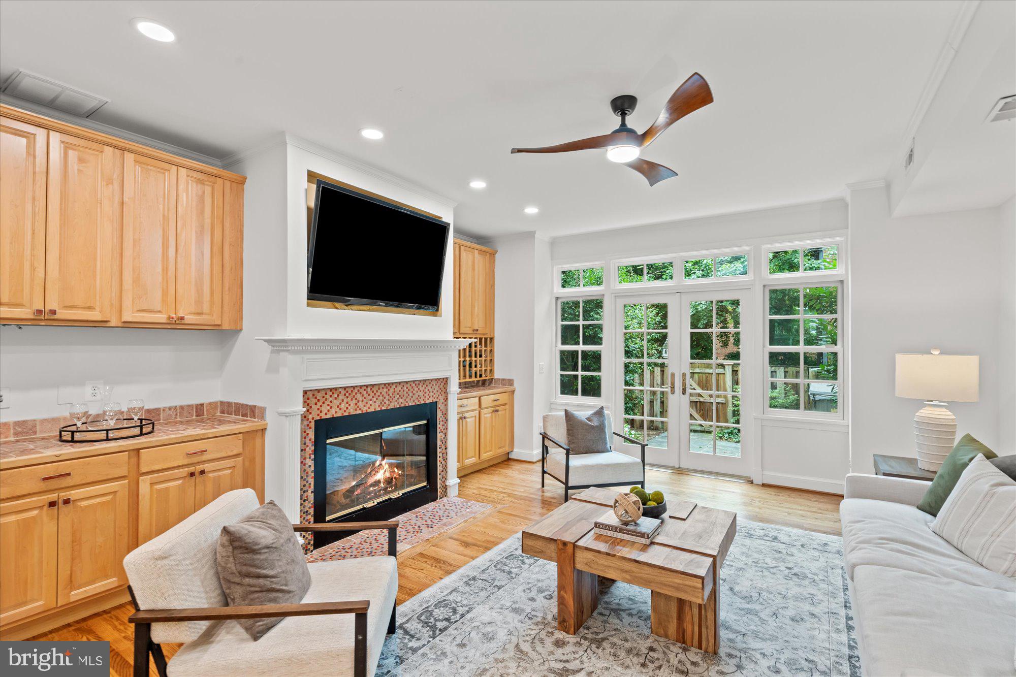 YATES GARDENS - Residential