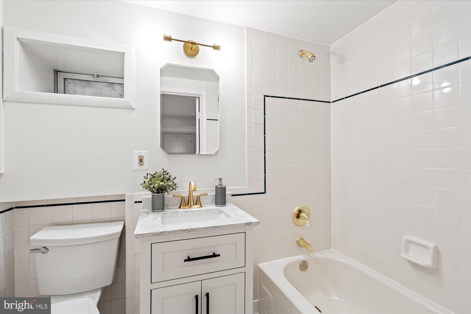 YATES GARDENS - Residential