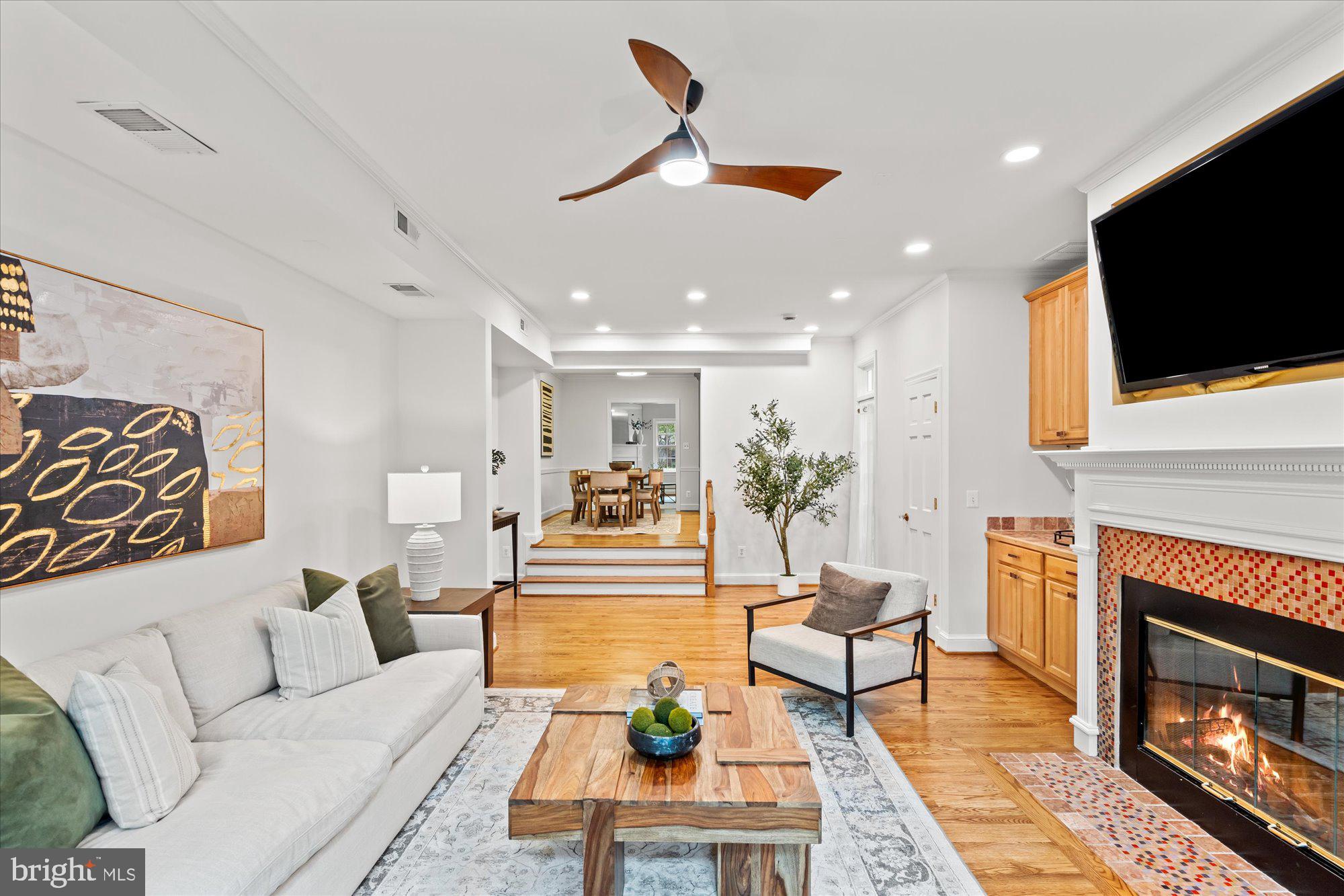 YATES GARDENS - Residential