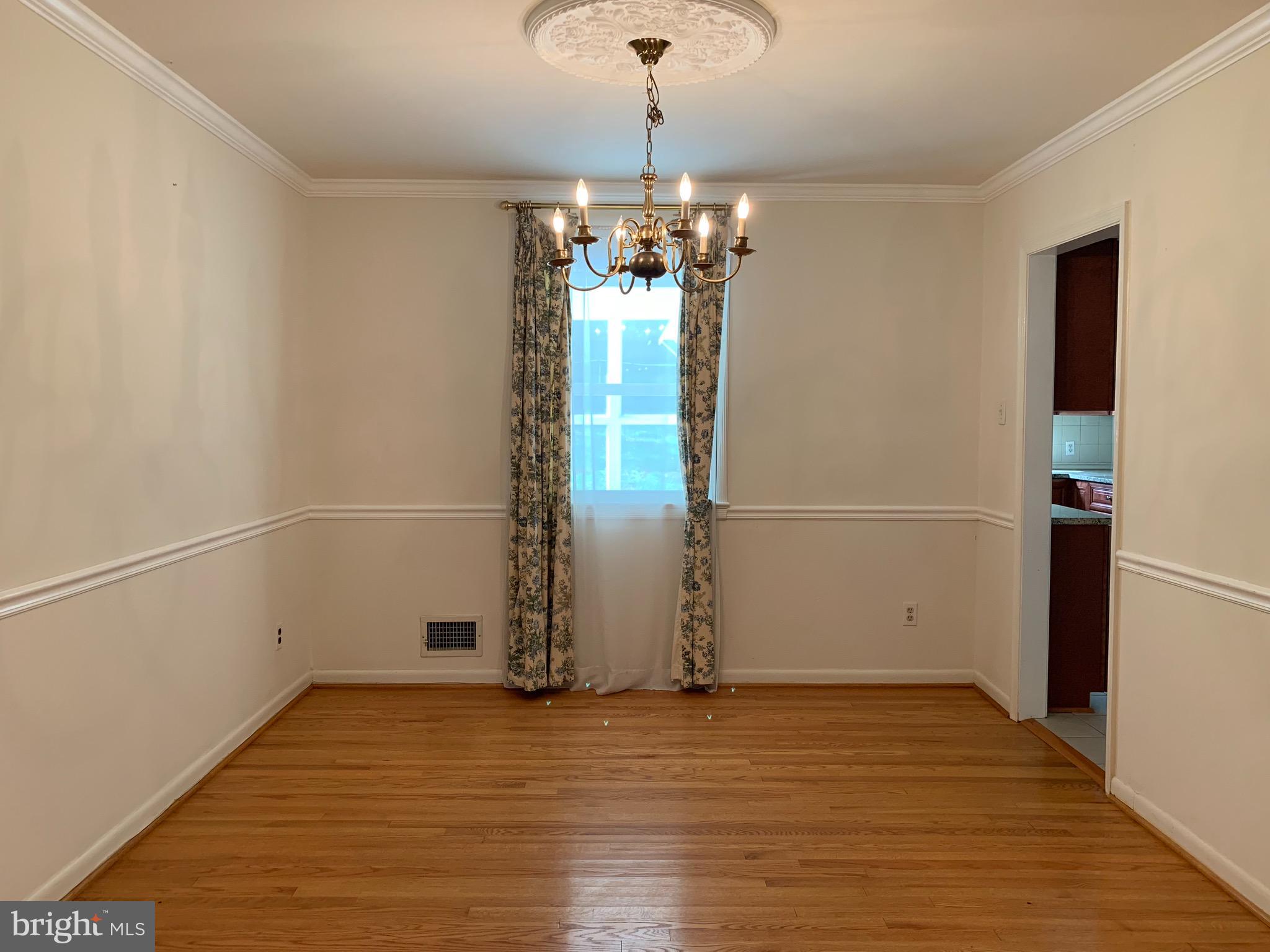 CHESTNUT KNOLLS - Residential Lease