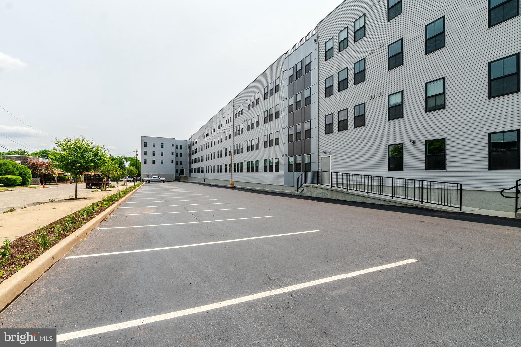 YORKTOWN - Residential Lease