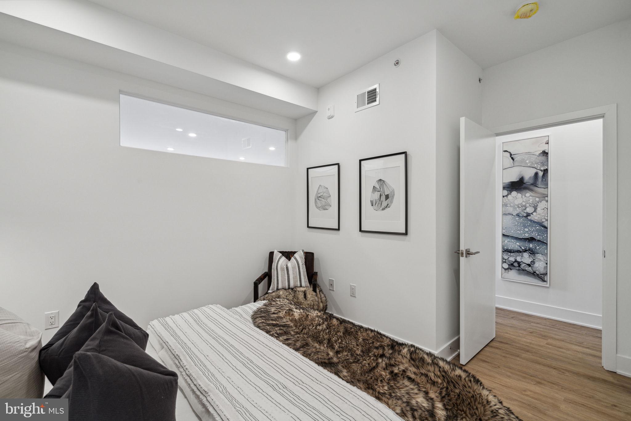 YORKTOWN - Residential Lease