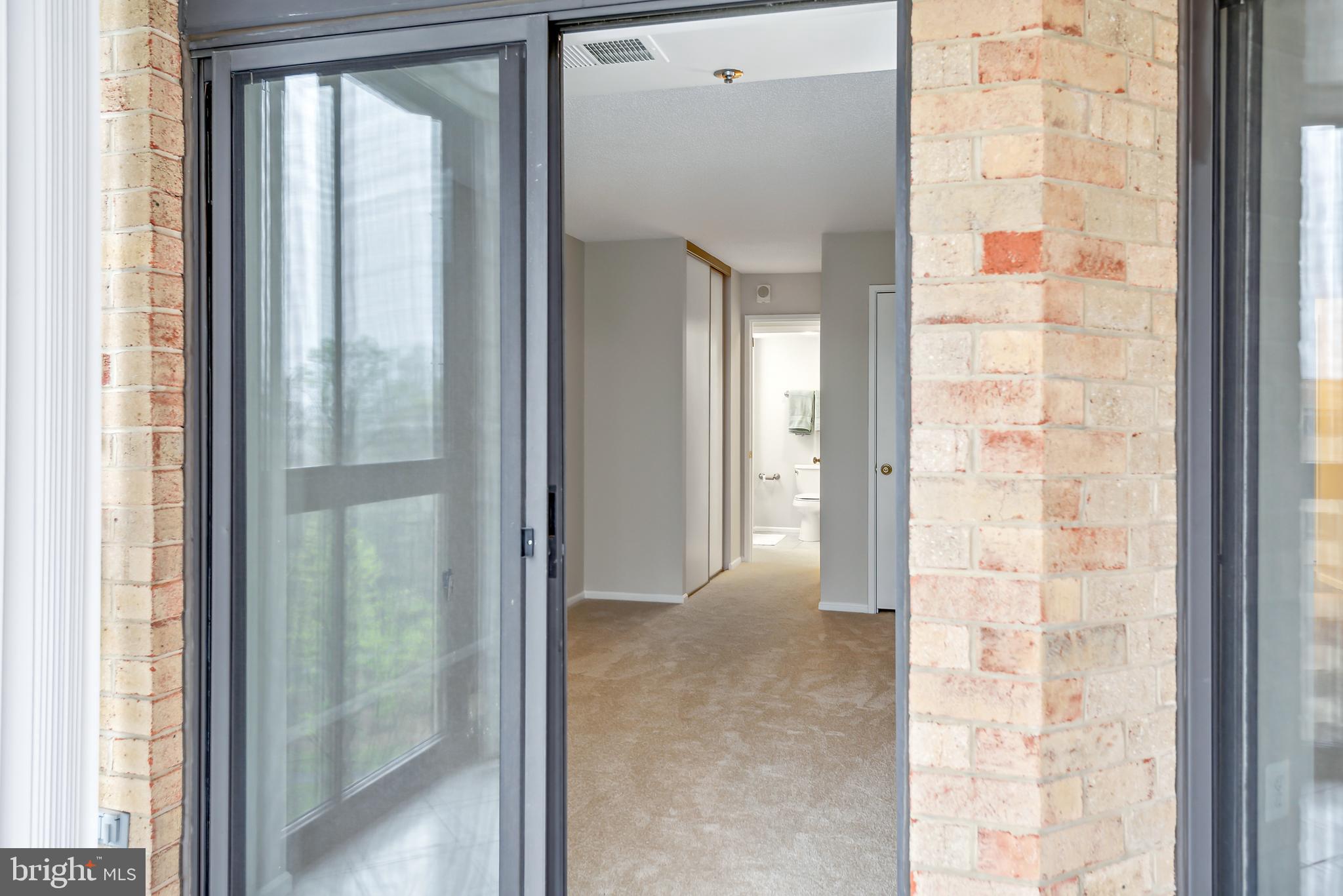 LEISURE WORLD - Residential