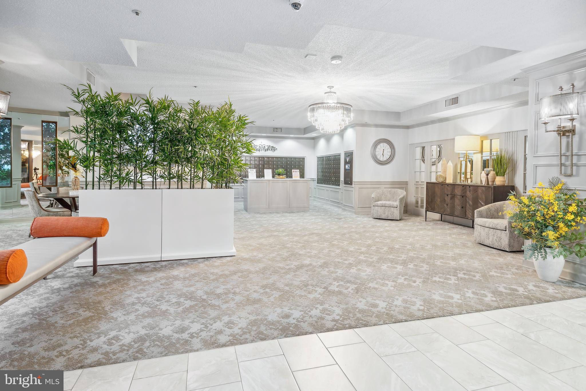 LEISURE WORLD - Residential