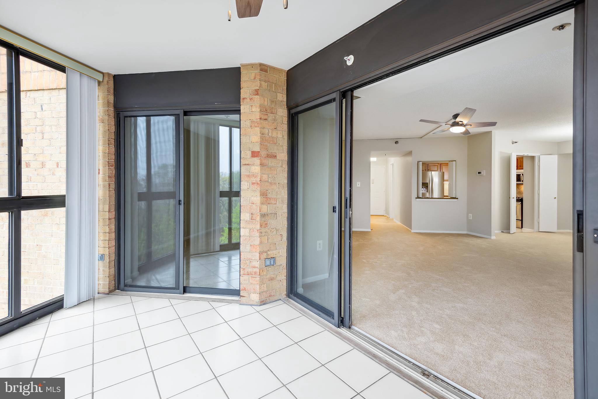 LEISURE WORLD - Residential