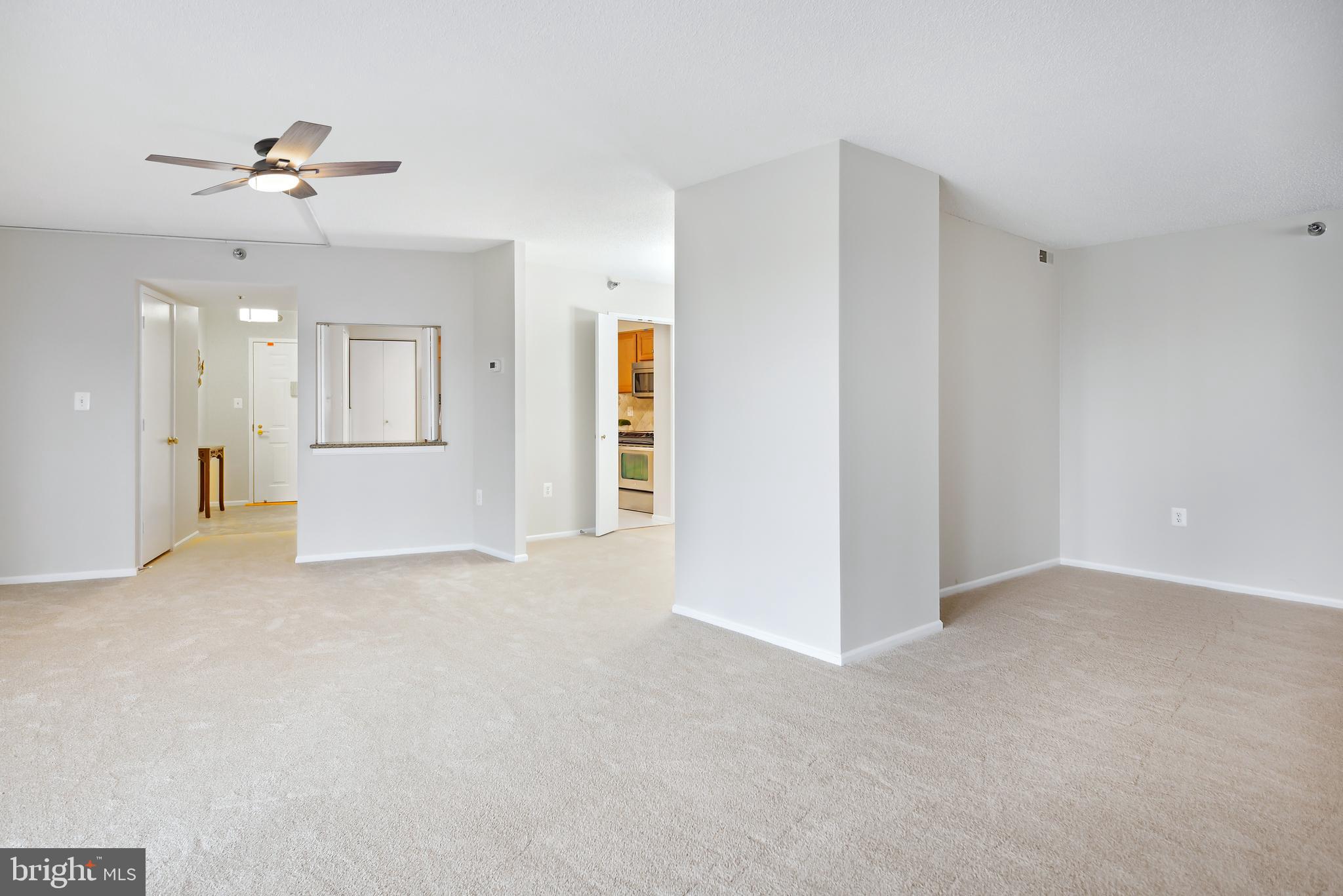 LEISURE WORLD - Residential