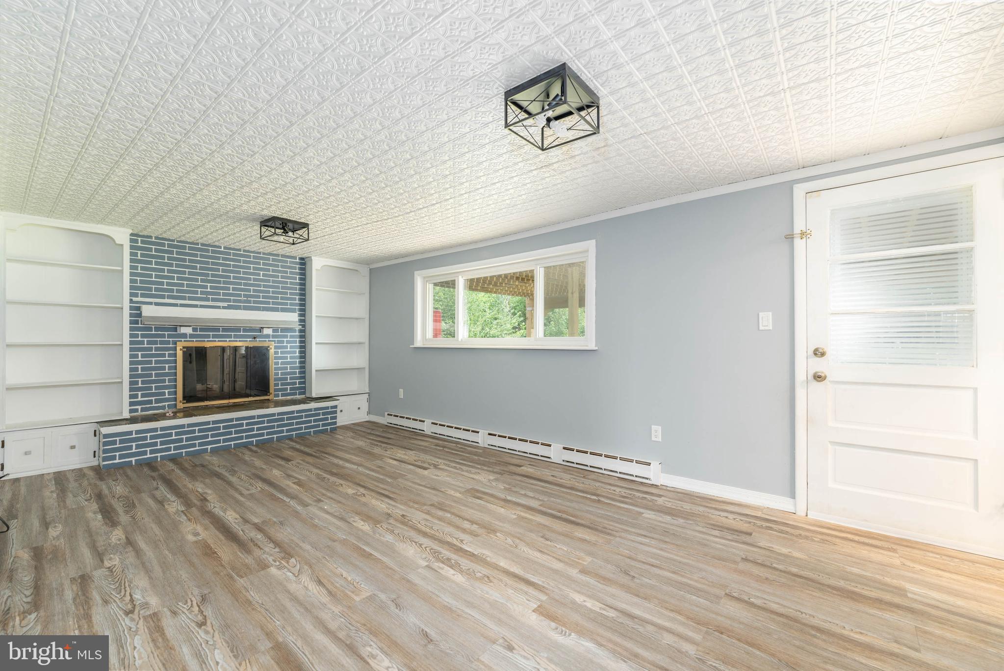 HANOVER FARMS - Residential