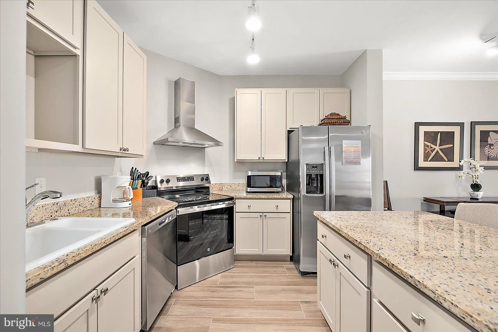 Ocean City, Maryland 21842, United States, 3 Bedrooms Bedrooms, ,2 BathroomsBathrooms,Residential,Active,245140