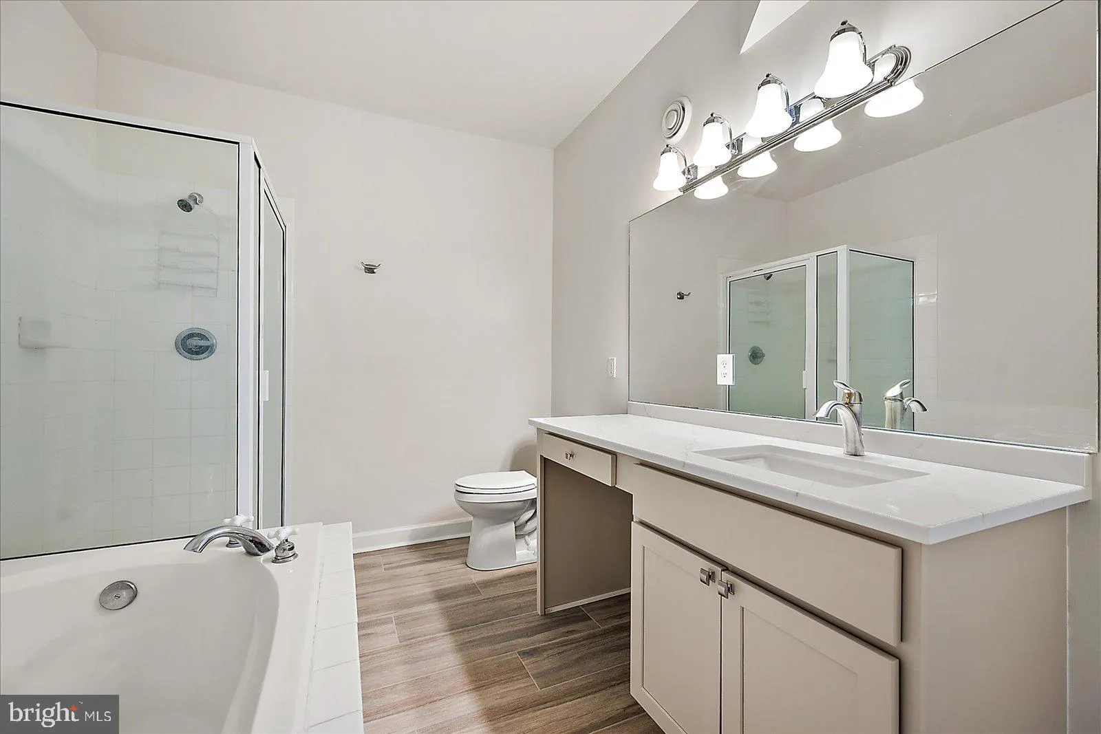 Ocean City, Maryland 21842, United States, 3 Bedrooms Bedrooms, ,2 BathroomsBathrooms,Residential,Active,245140