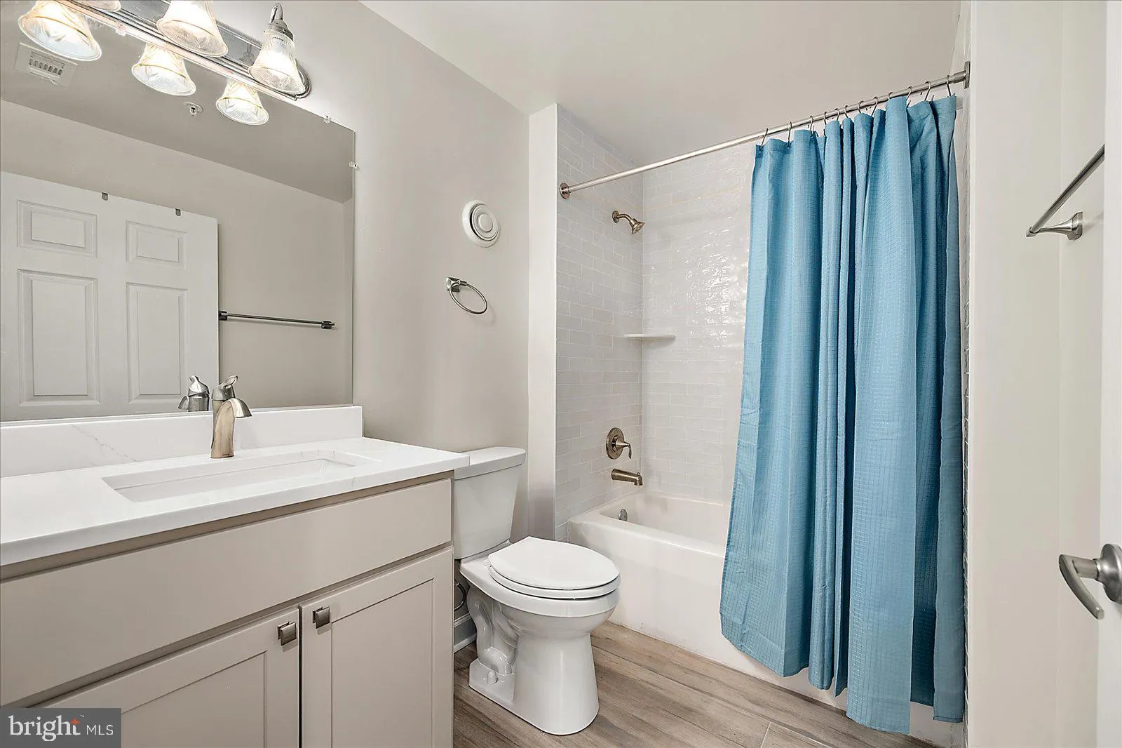 Ocean City, Maryland 21842, United States, 3 Bedrooms Bedrooms, ,2 BathroomsBathrooms,Residential,Active,245140