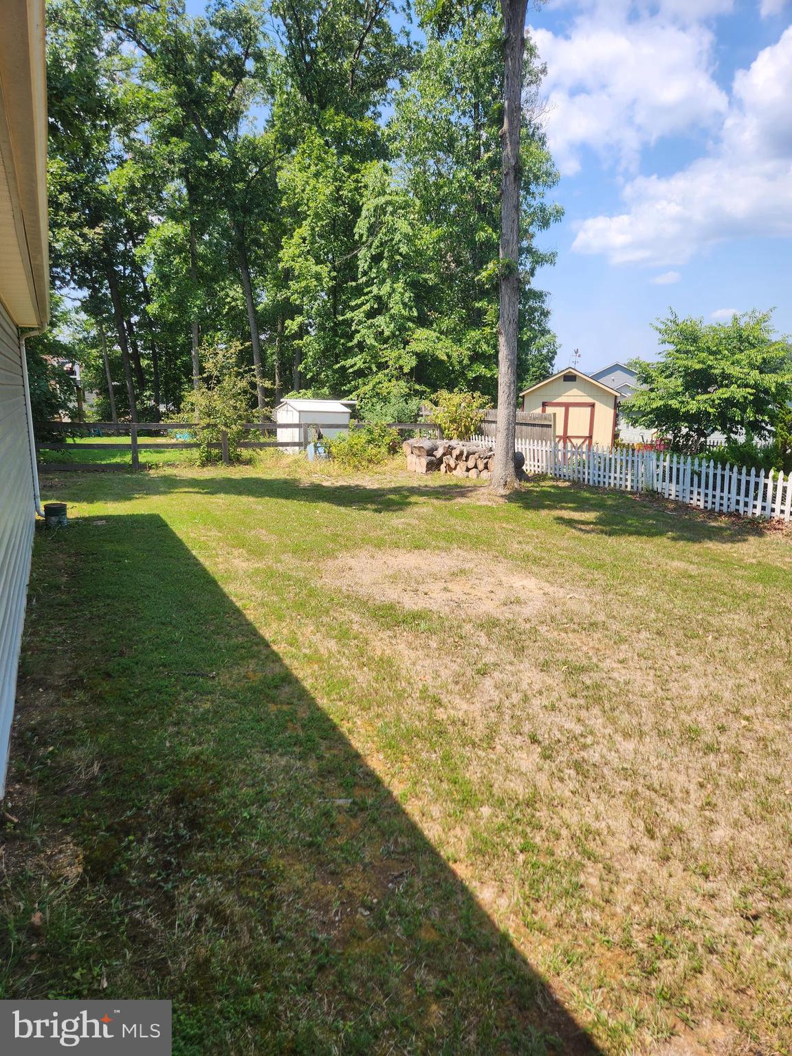 MIDDLE CREEK MANOR - Residential Lease