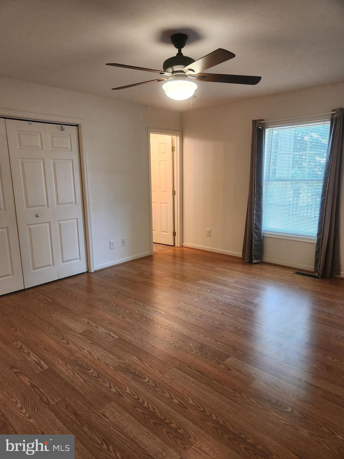 MIDDLE CREEK MANOR - Residential Lease