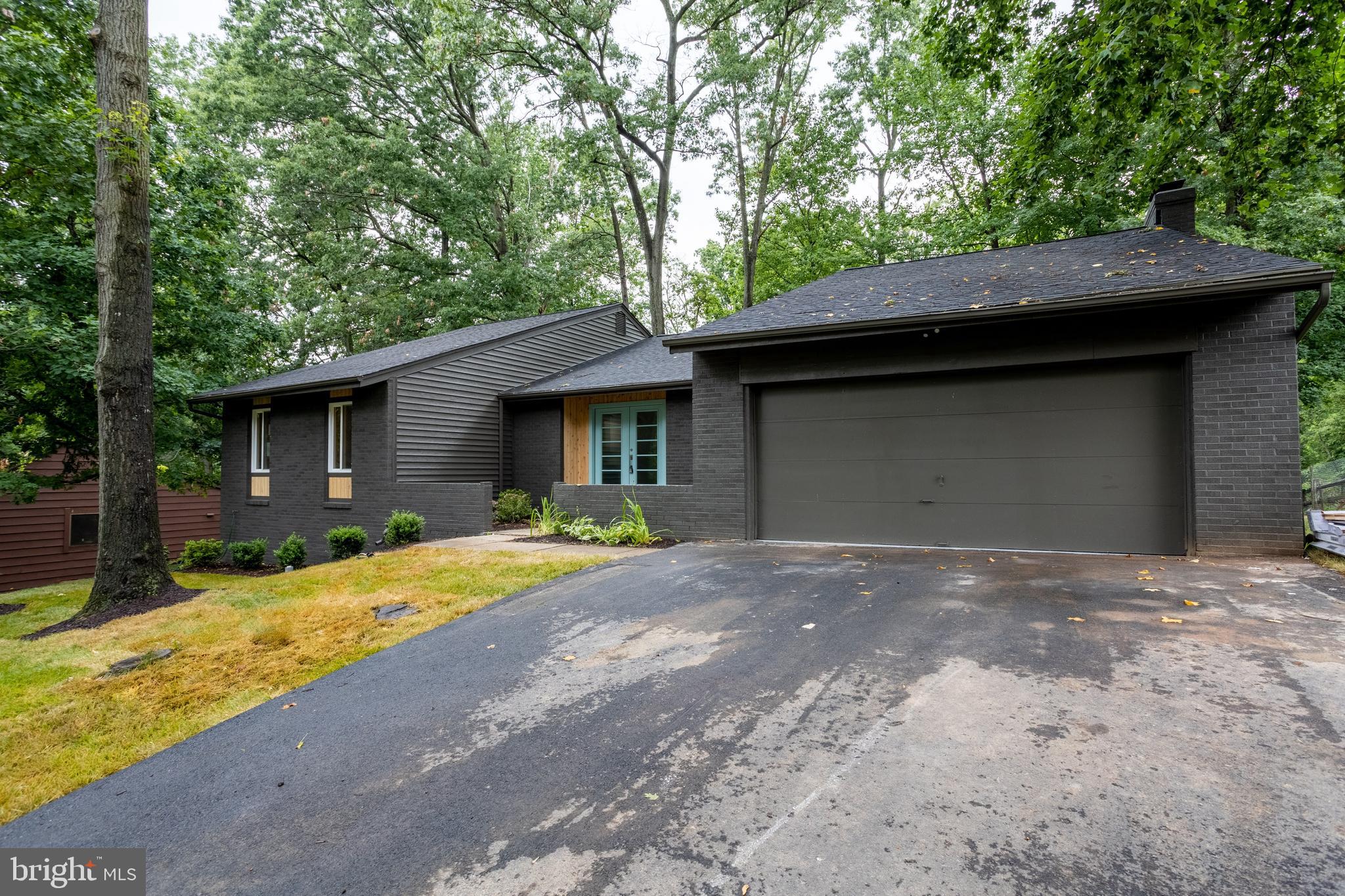 GALLOWS ESTATES - Residential