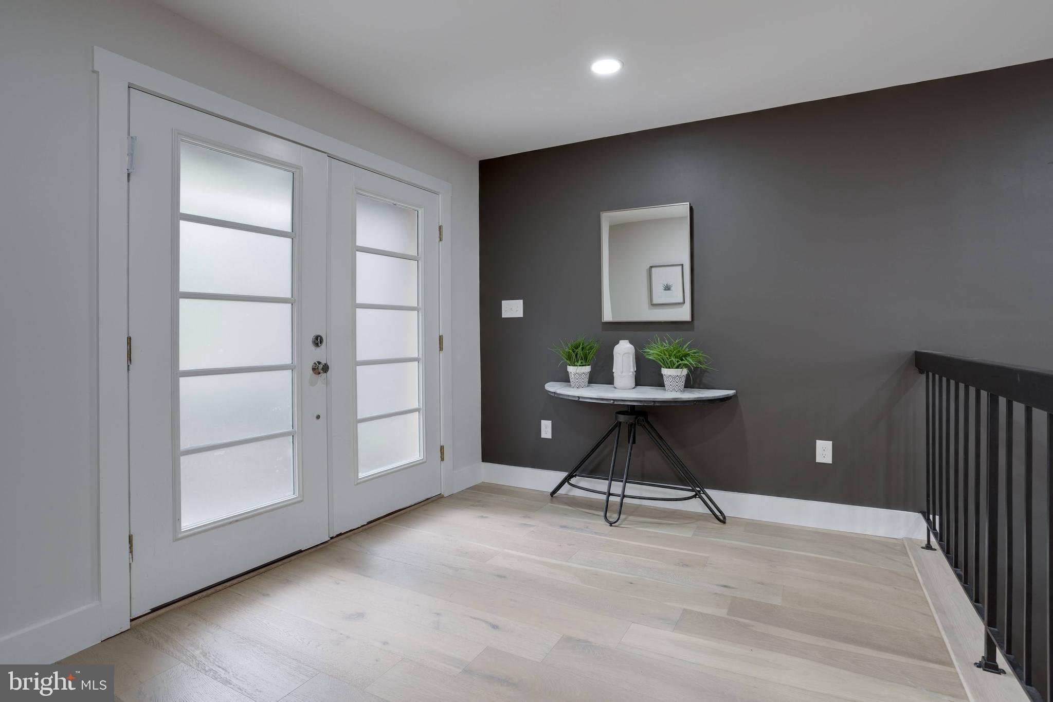 GALLOWS ESTATES - Residential