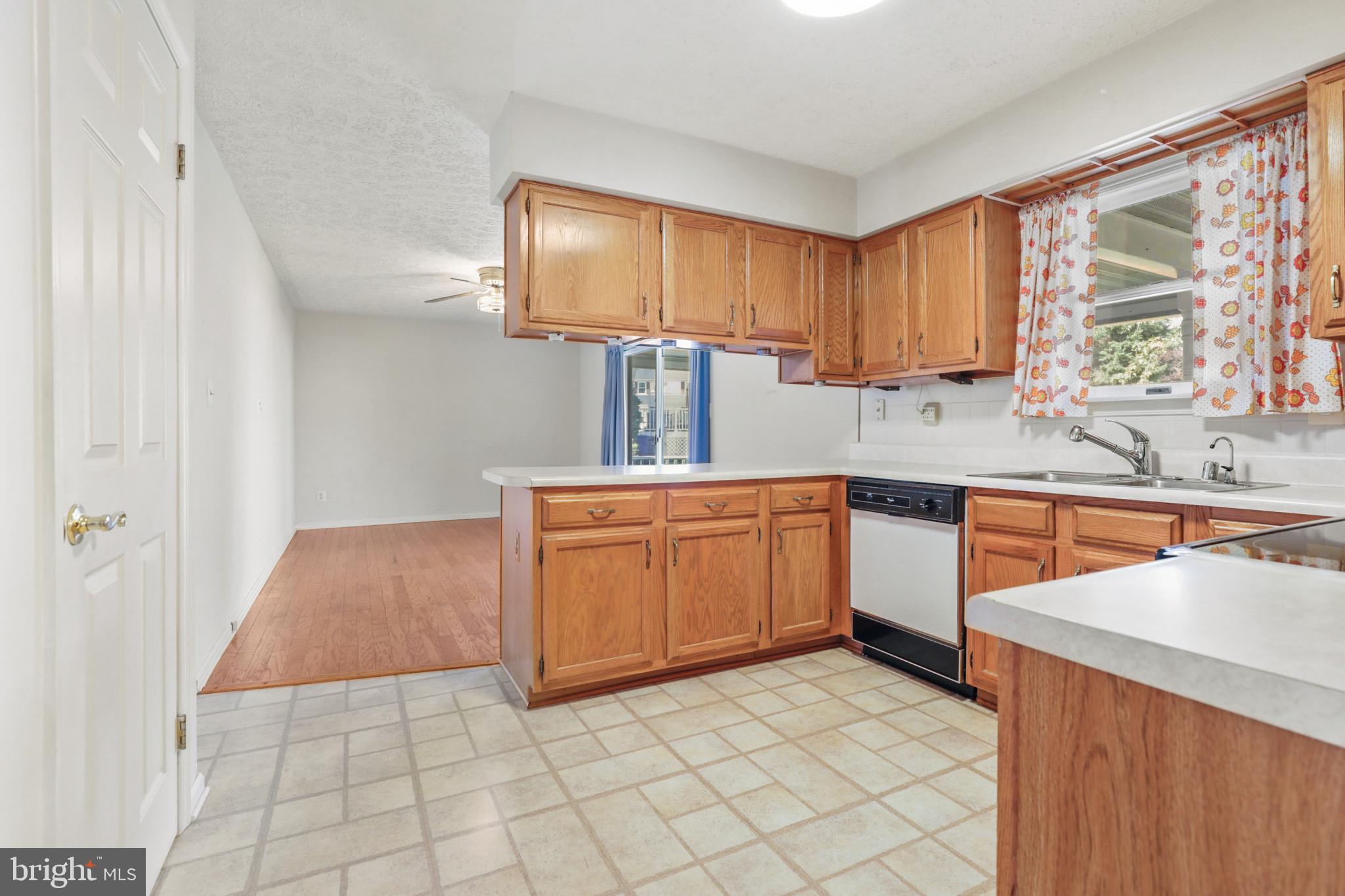 BRIERHILL ESTATES - Residential