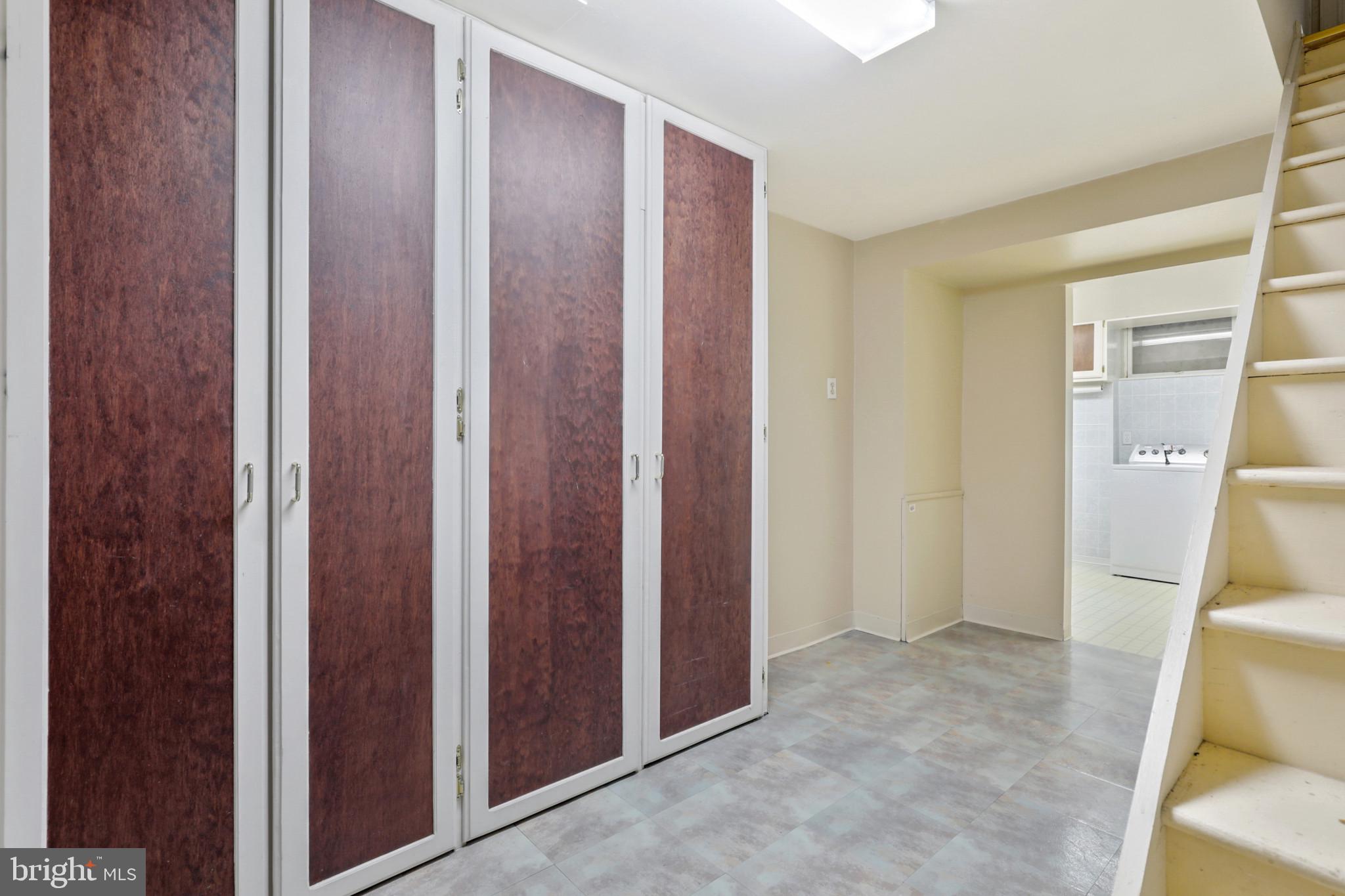 BRIERHILL ESTATES - Residential