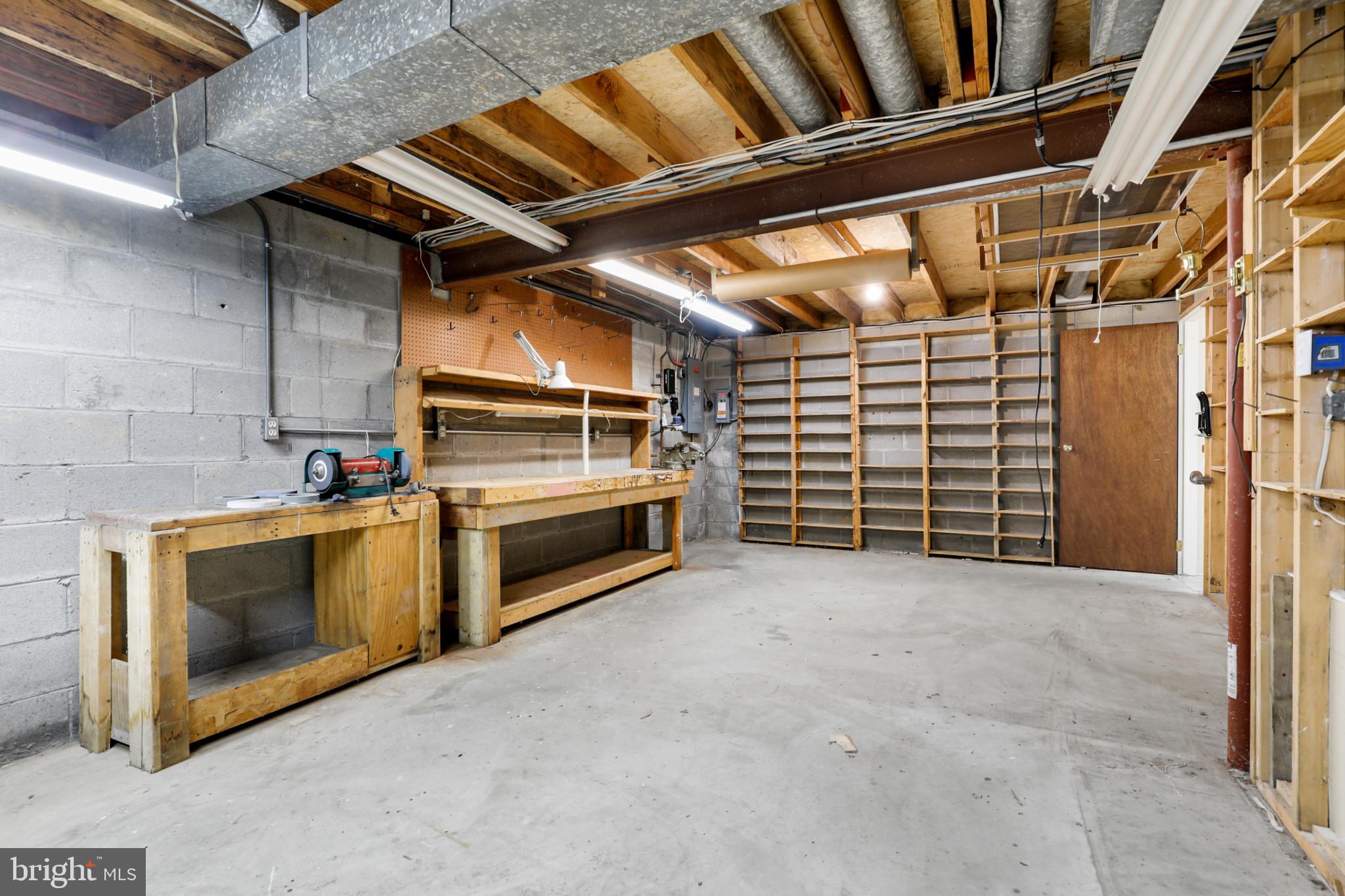 BRIERHILL ESTATES - Residential