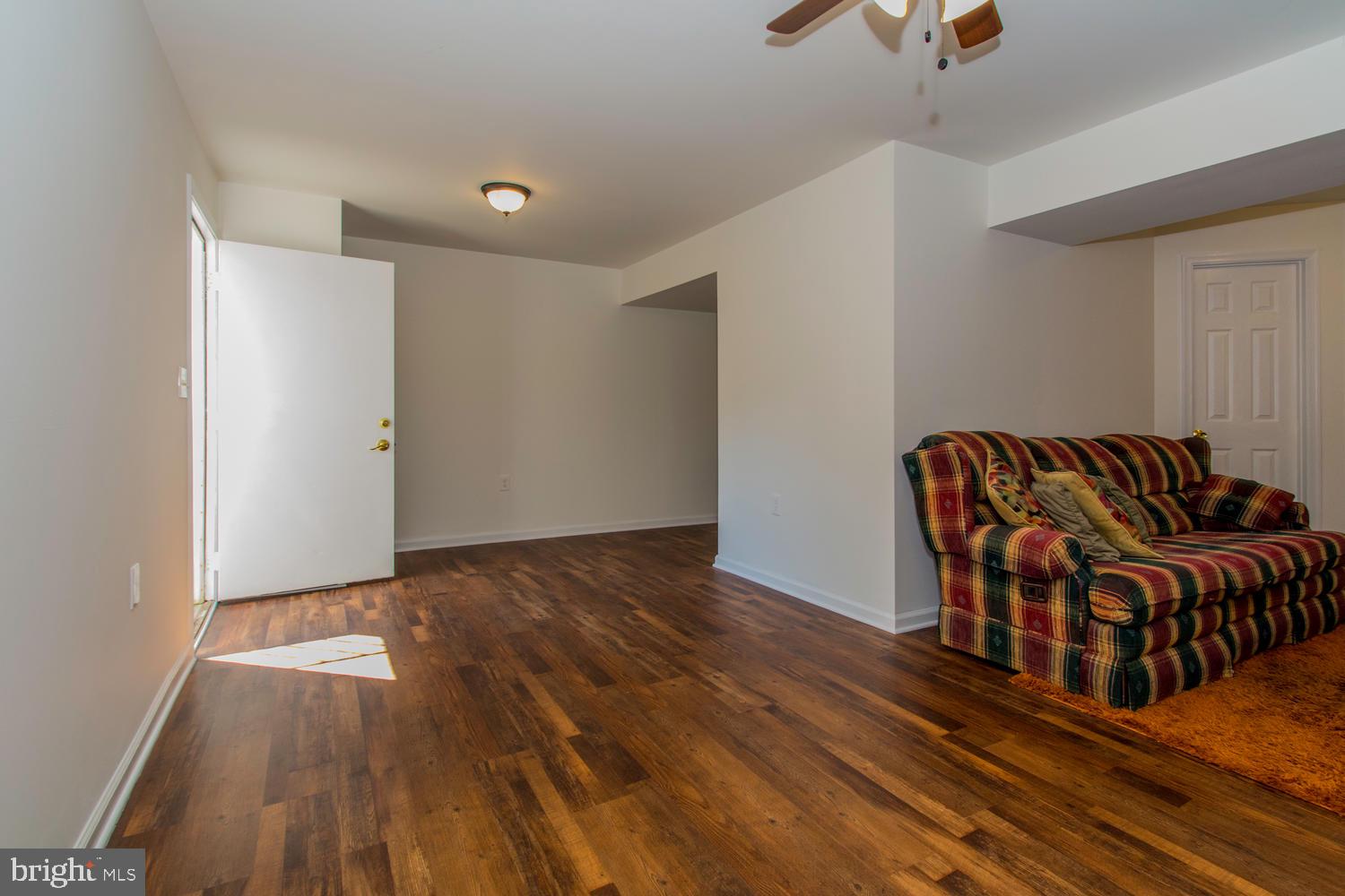 CAMBRIDGE CROSSING - Residential