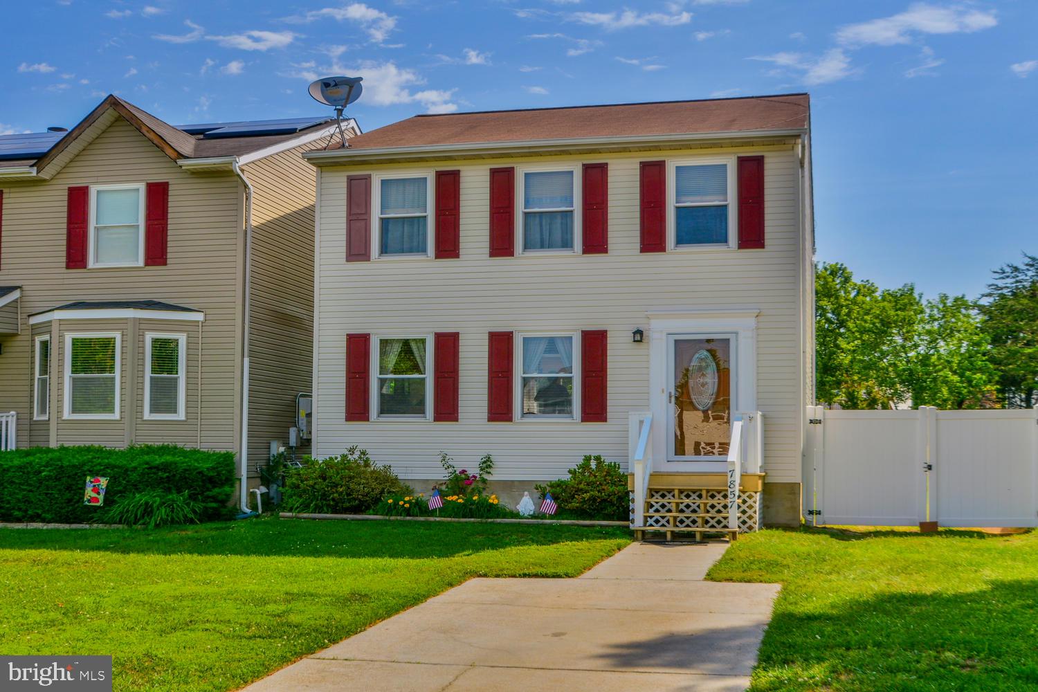 CAMBRIDGE CROSSING - Residential