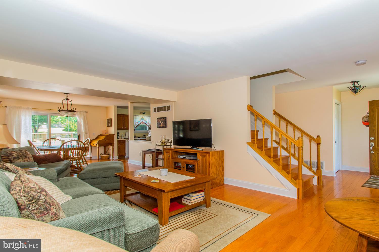 CAMBRIDGE CROSSING - Residential