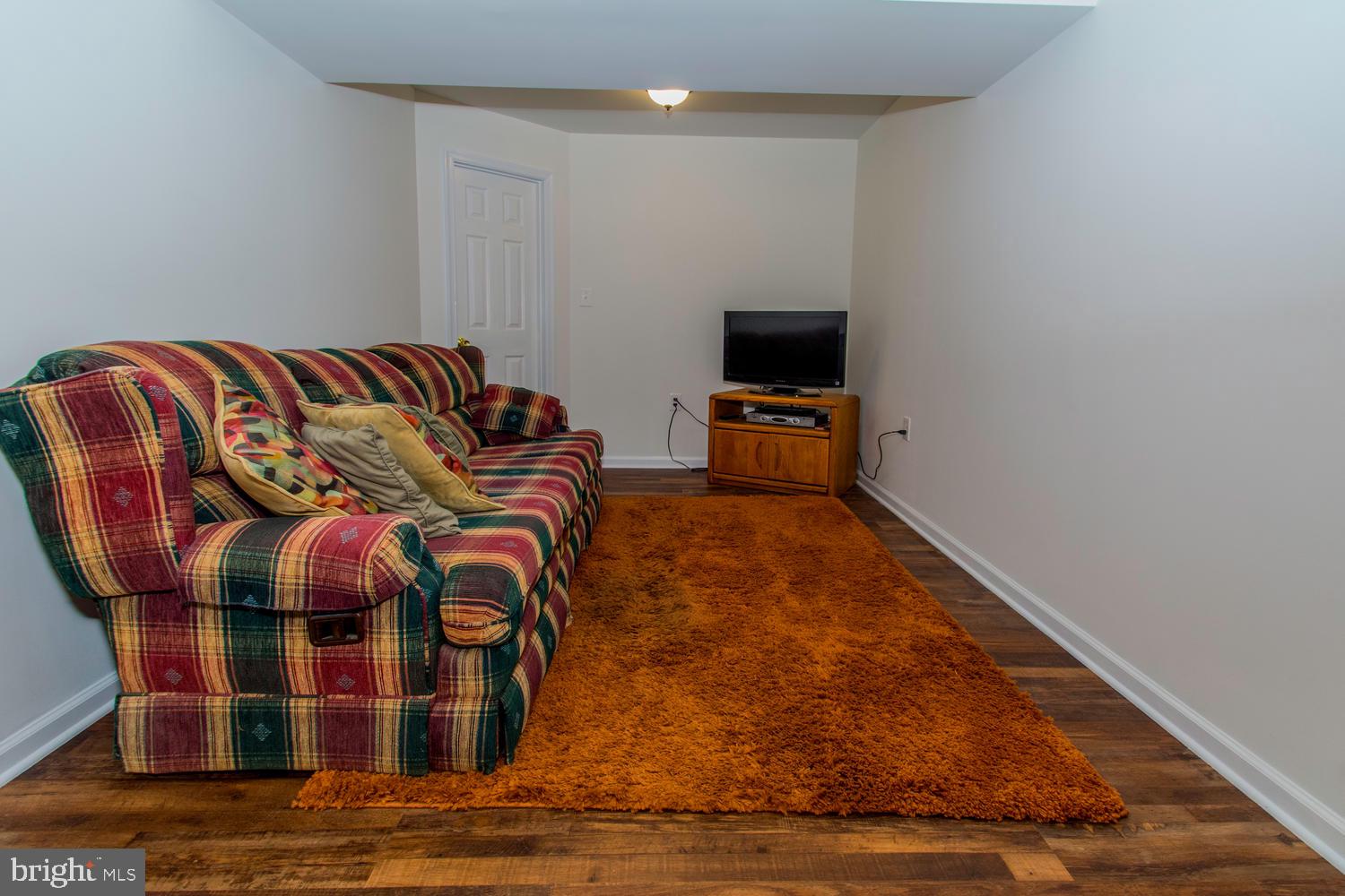 CAMBRIDGE CROSSING - Residential