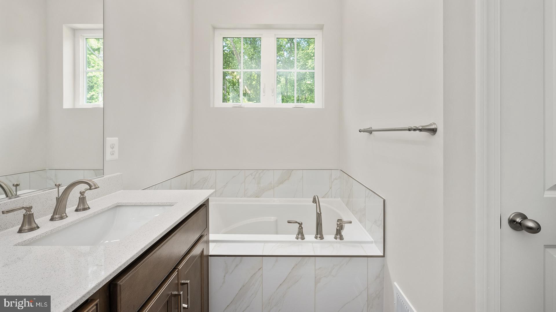 HUNTING RUN LANDING - Residential