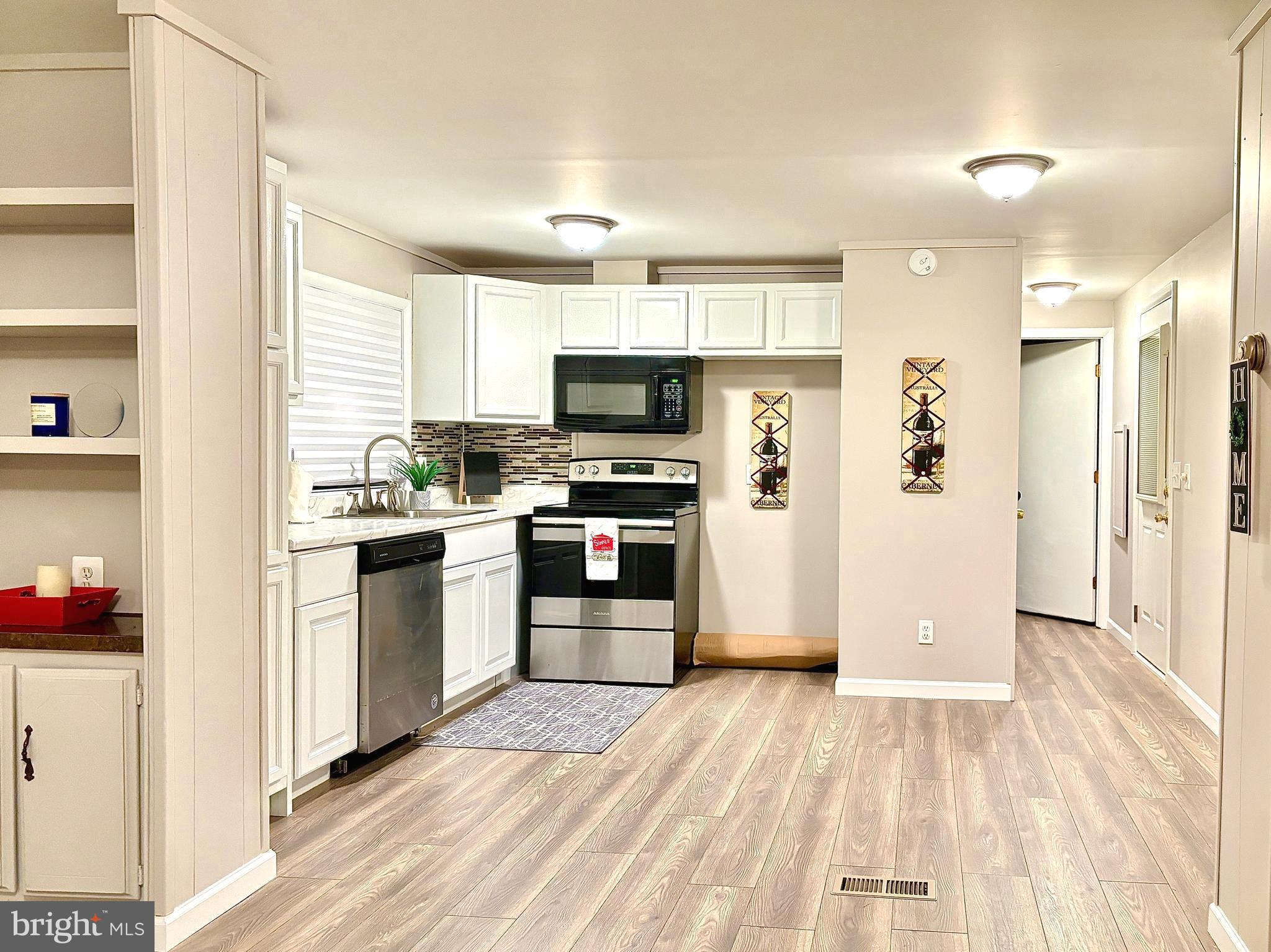 PENNWOOD CROSSING - Residential