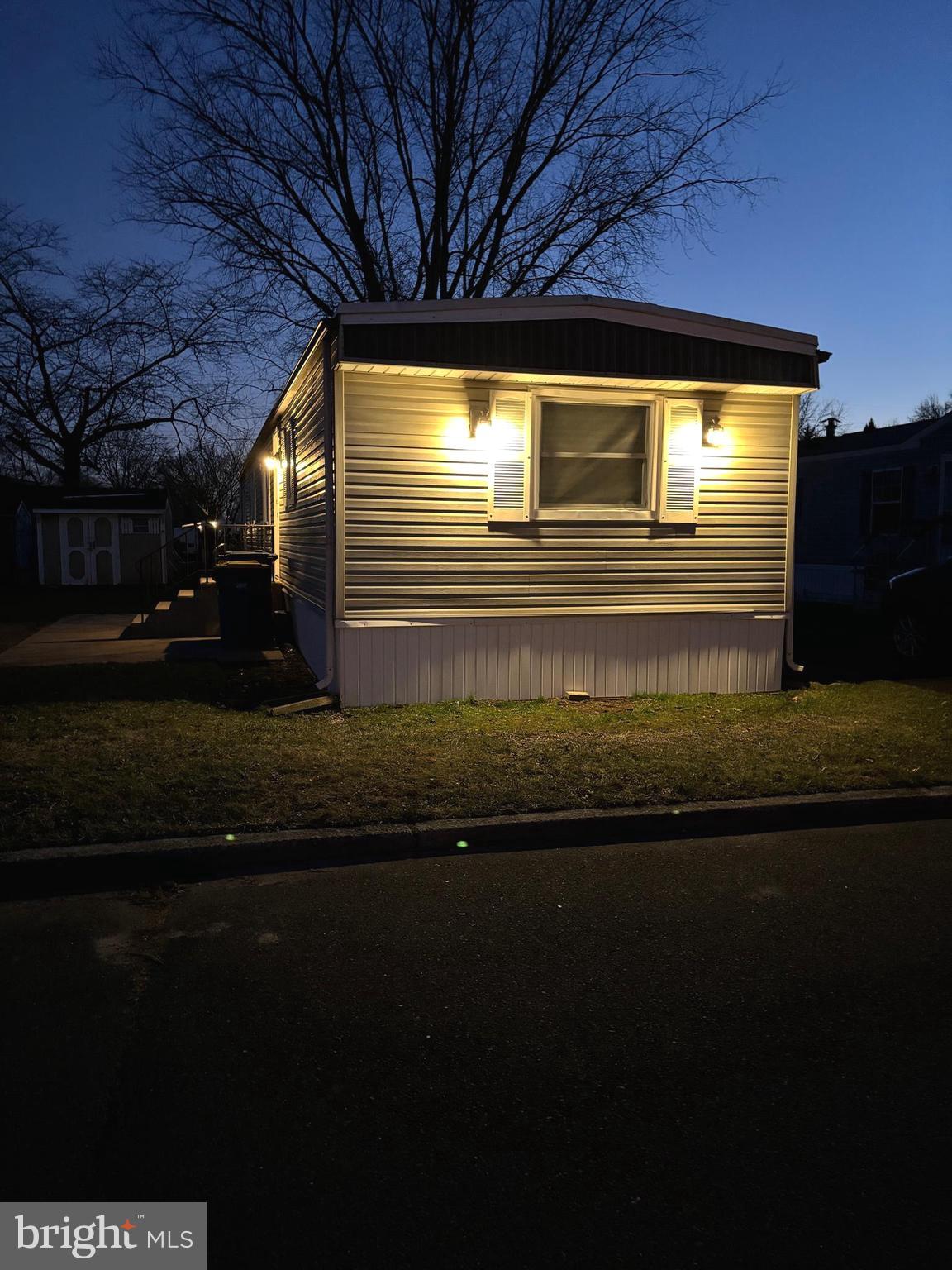 PENNWOOD CROSSING - Residential