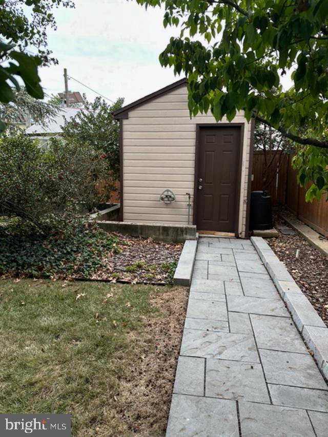 7628 RUDDEROW AVENUE