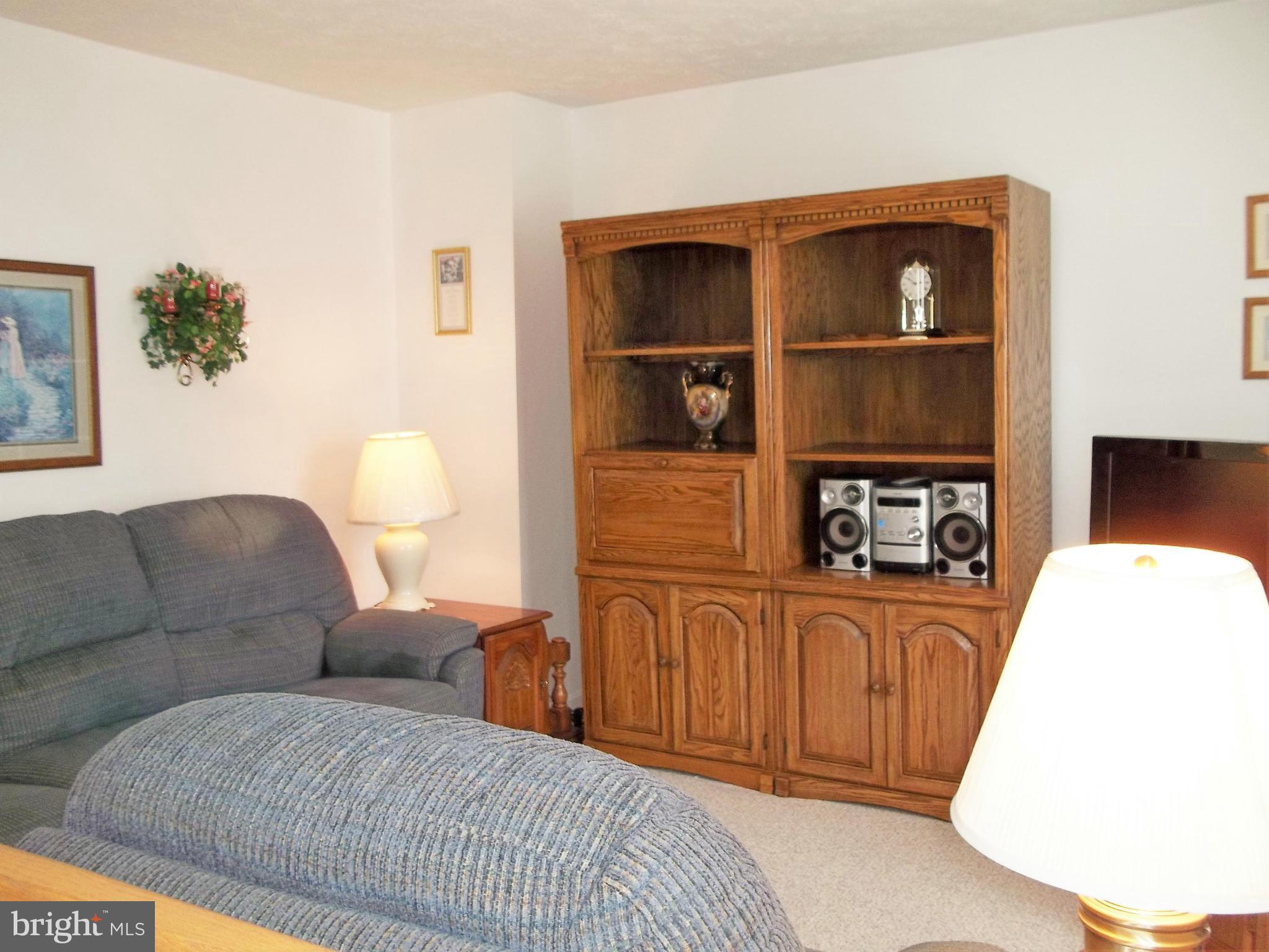 WOODLAND MANOR - Residential