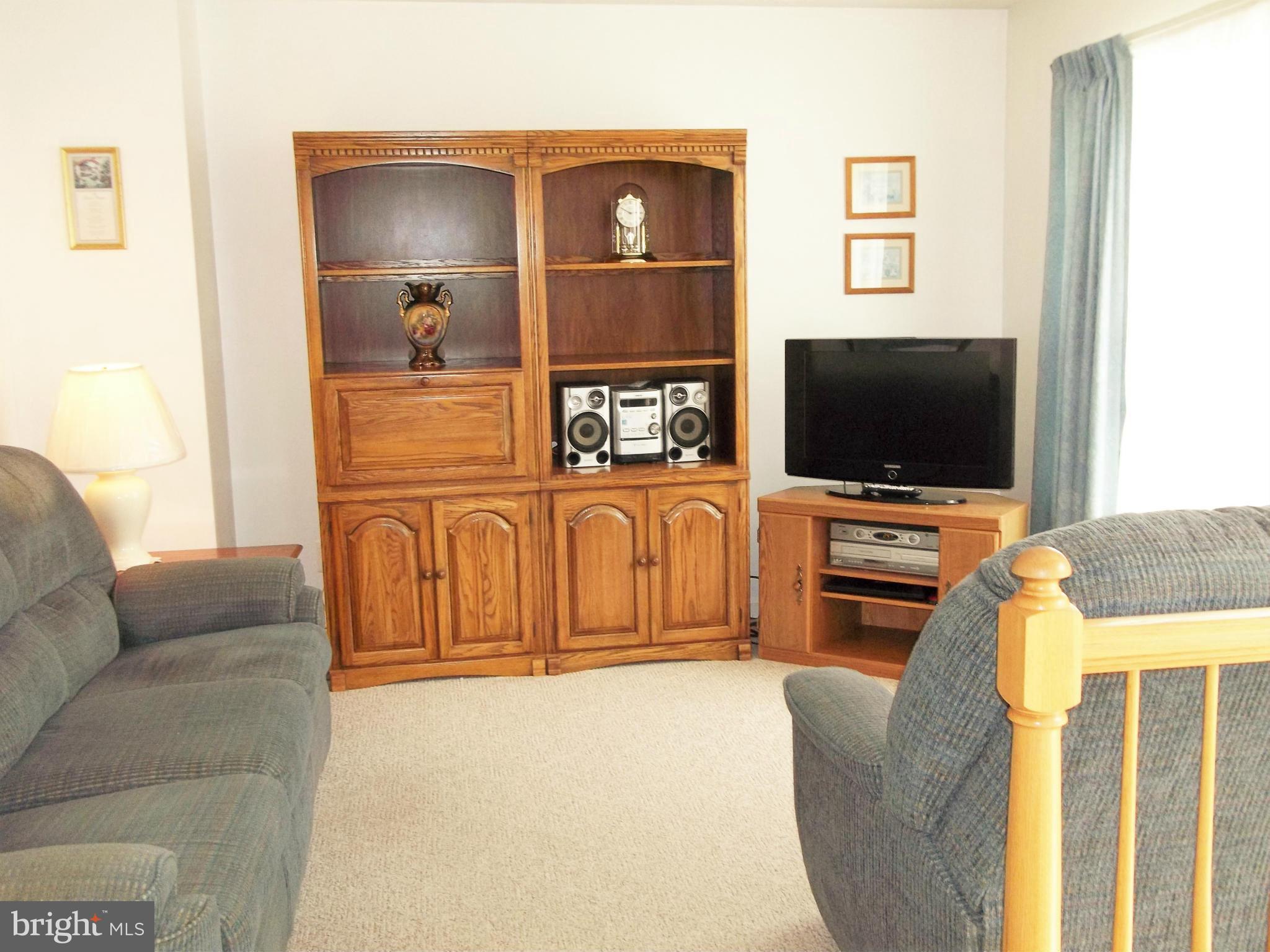 WOODLAND MANOR - Residential