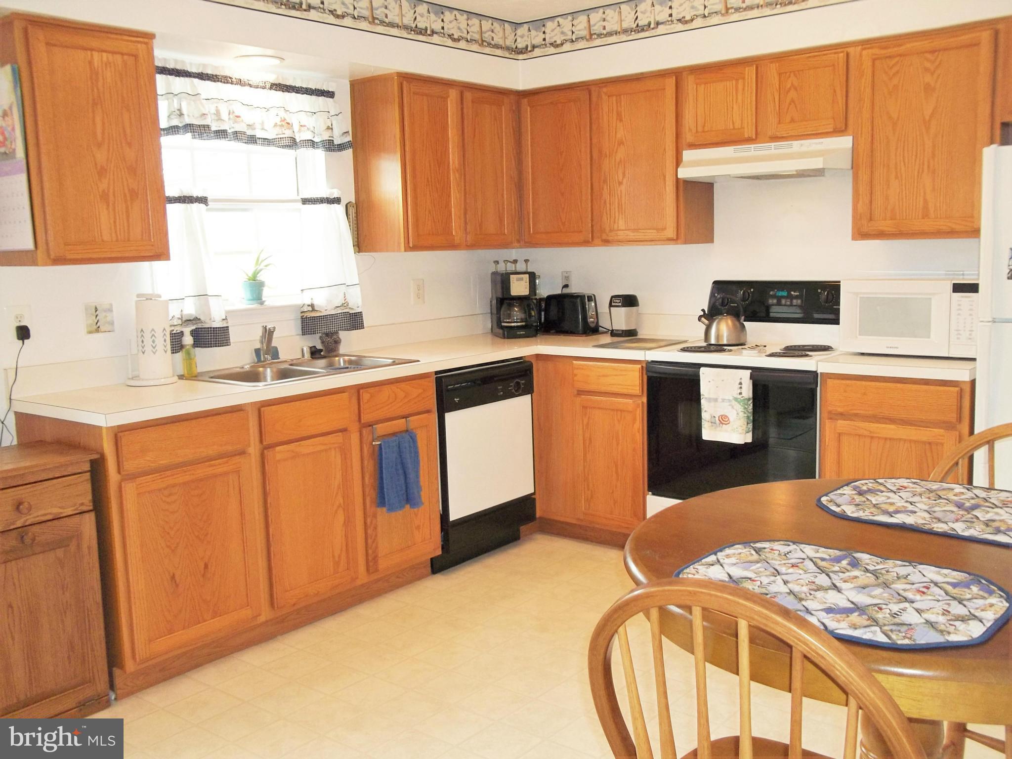 WOODLAND MANOR - Residential