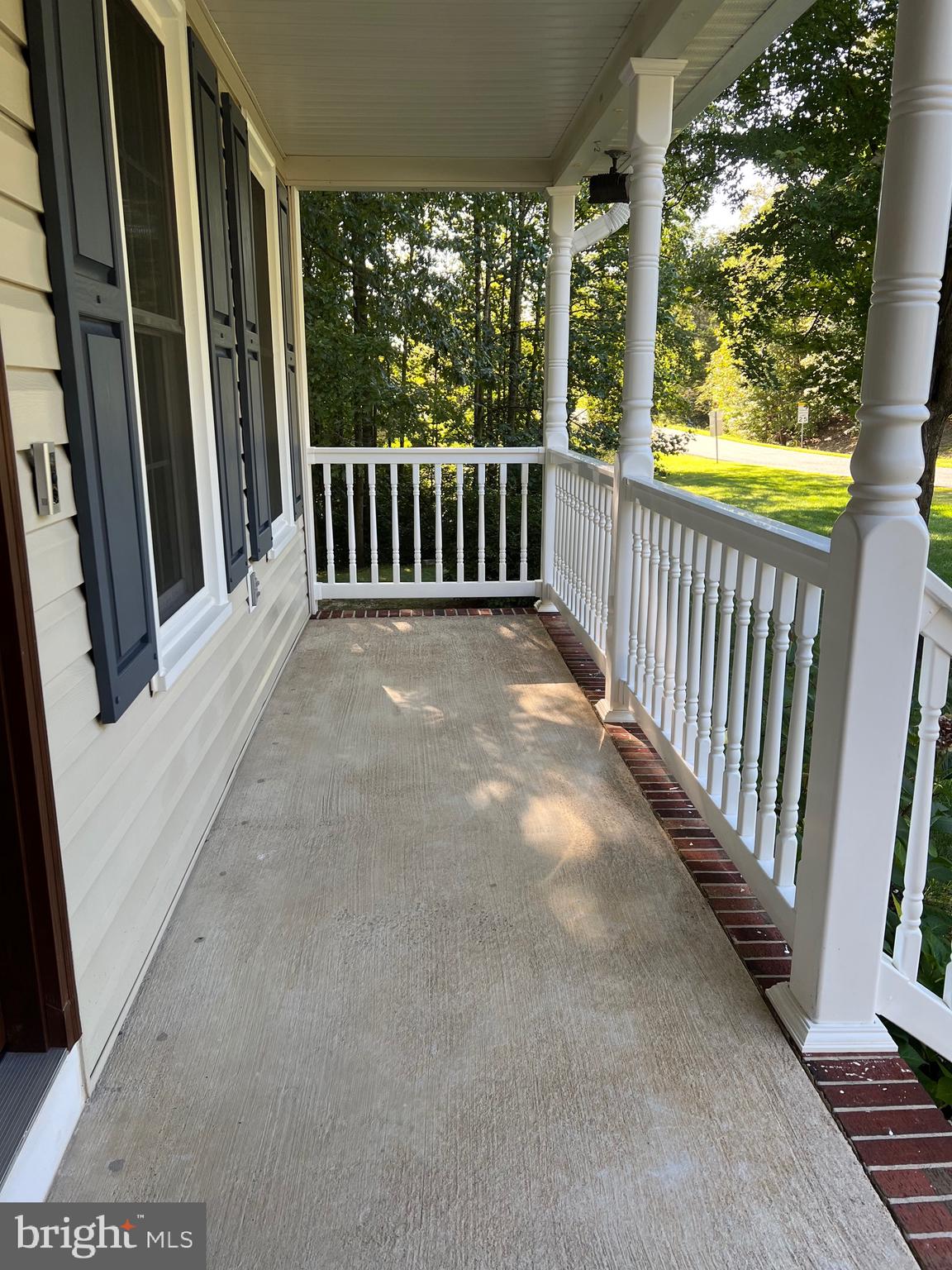 RIDGE POINTE - Residential