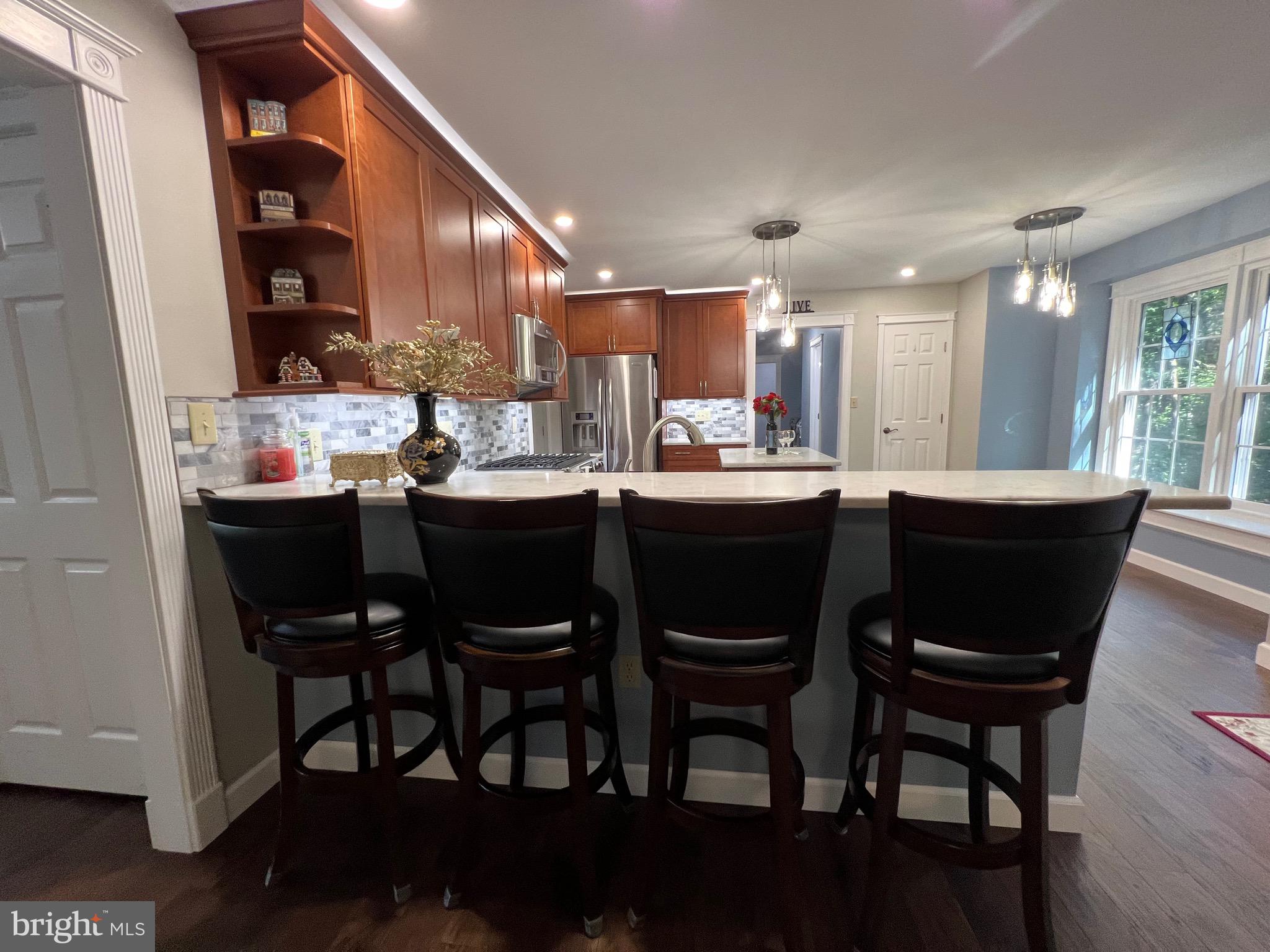 RIDGE POINTE - Residential